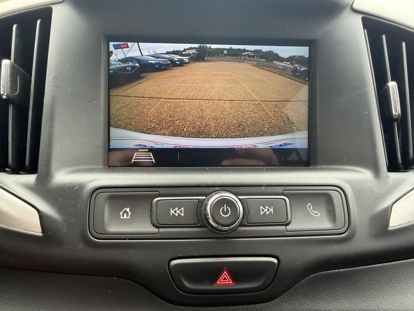 2018 WHITE GMC TERRAIN SLE (3GKALMEV7JL) , located at 922 W. Beacon St., Philadelphia, MS, 39350, (601) 650-3675, 32.770447, -89.127151 - Photo#17