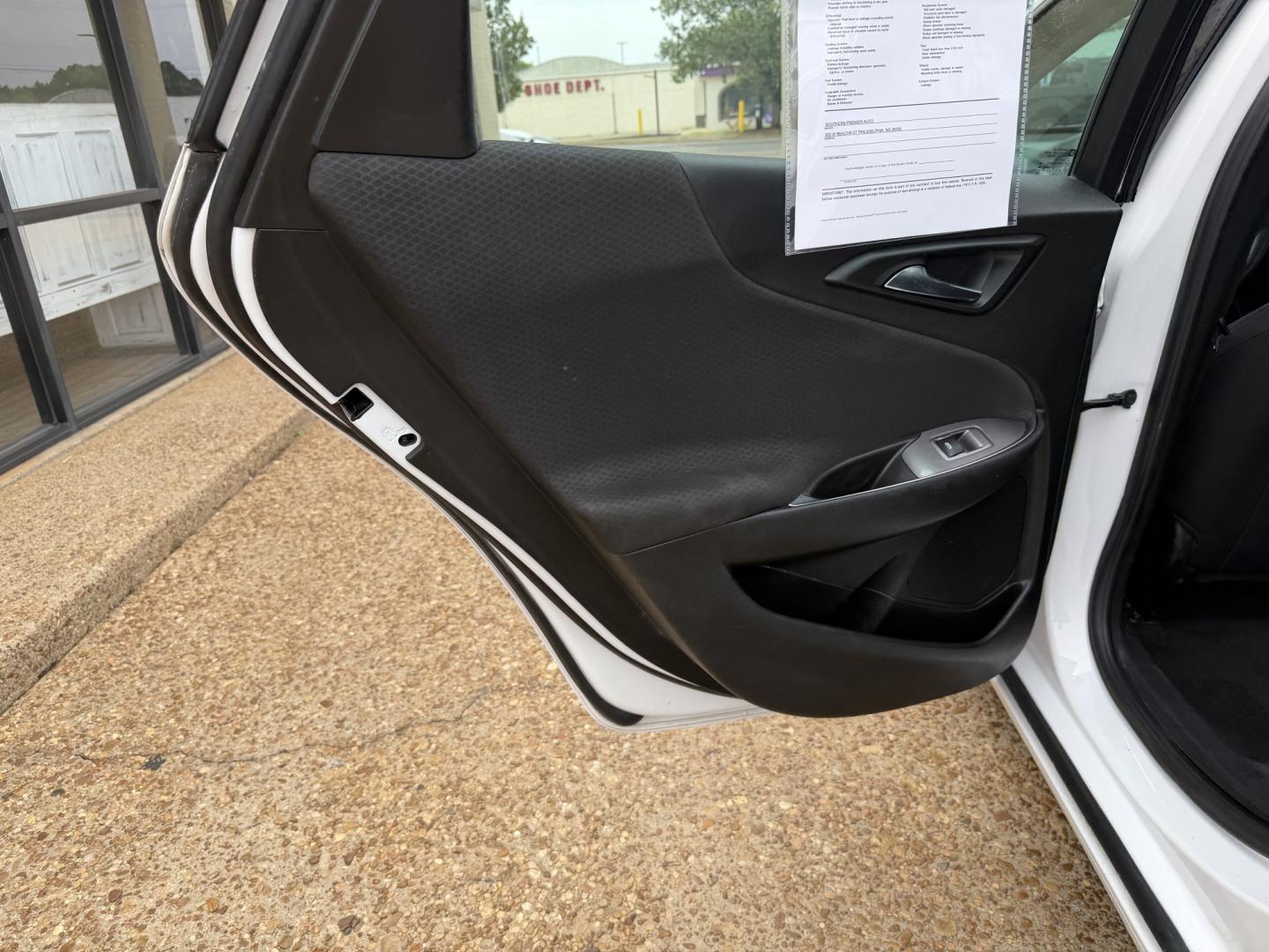 2020 WHITE CHEVROLET MALIBU LT (1LT) (1G1ZD5ST8LF) , located at 922 W. Beacon St., Philadelphia, MS, 39350, (601) 650-3675, 32.770447, -89.127151 - Photo#12