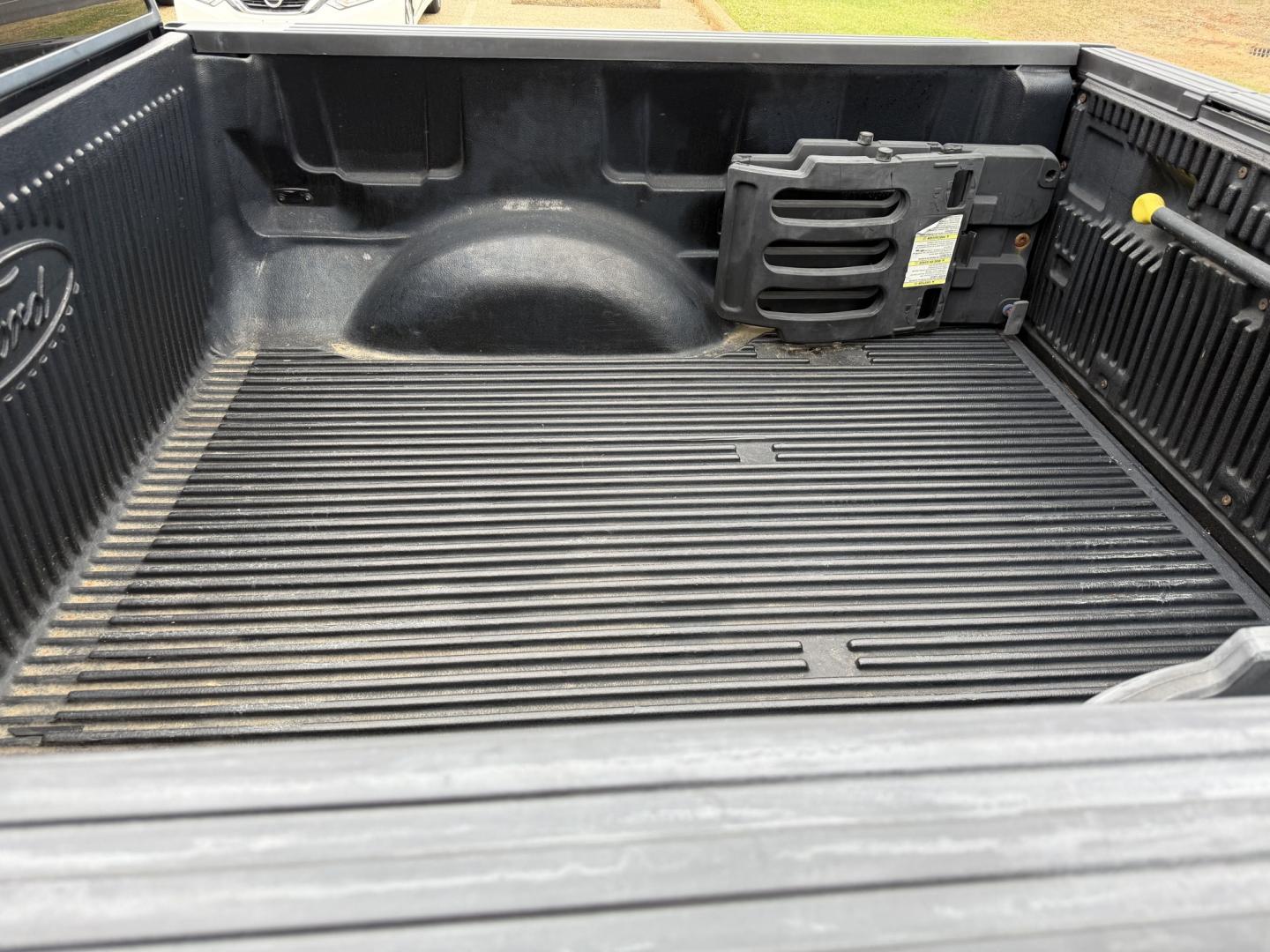 2011 BLACK FORD F-150 FX4 (1FTFW1EF3BK) , located at 922 W. Beacon St., Philadelphia, MS, 39350, (601) 650-3675, 32.770447, -89.127151 - Photo#19