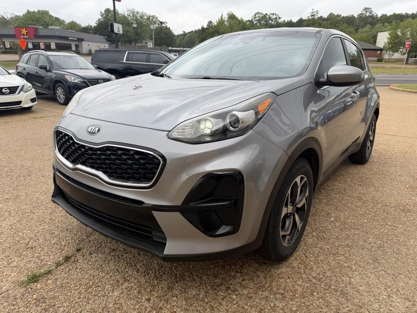 2022 GRAY KIA SPORTAGE LX (KNDPM3AC7N7) , located at 922 W. Beacon St., Philadelphia, MS, 39350, (601) 650-3675, 32.770447, -89.127151 - Photo#2