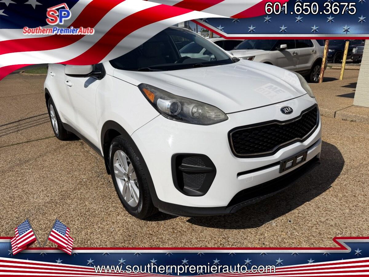 2018 WHITE KIA SPORTAGE LX (KNDPM3AC8J7) , located at 922 W. Beacon St., Philadelphia, MS, 39350, (601) 650-3675, 32.770447, -89.127151 - Photo#0