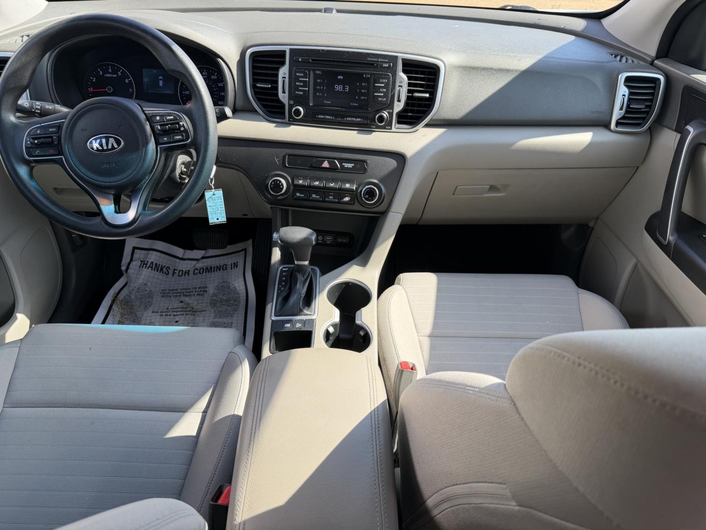 2018 WHITE KIA SPORTAGE LX (KNDPM3AC8J7) , located at 922 W. Beacon St., Philadelphia, MS, 39350, (601) 650-3675, 32.770447, -89.127151 - Photo#16