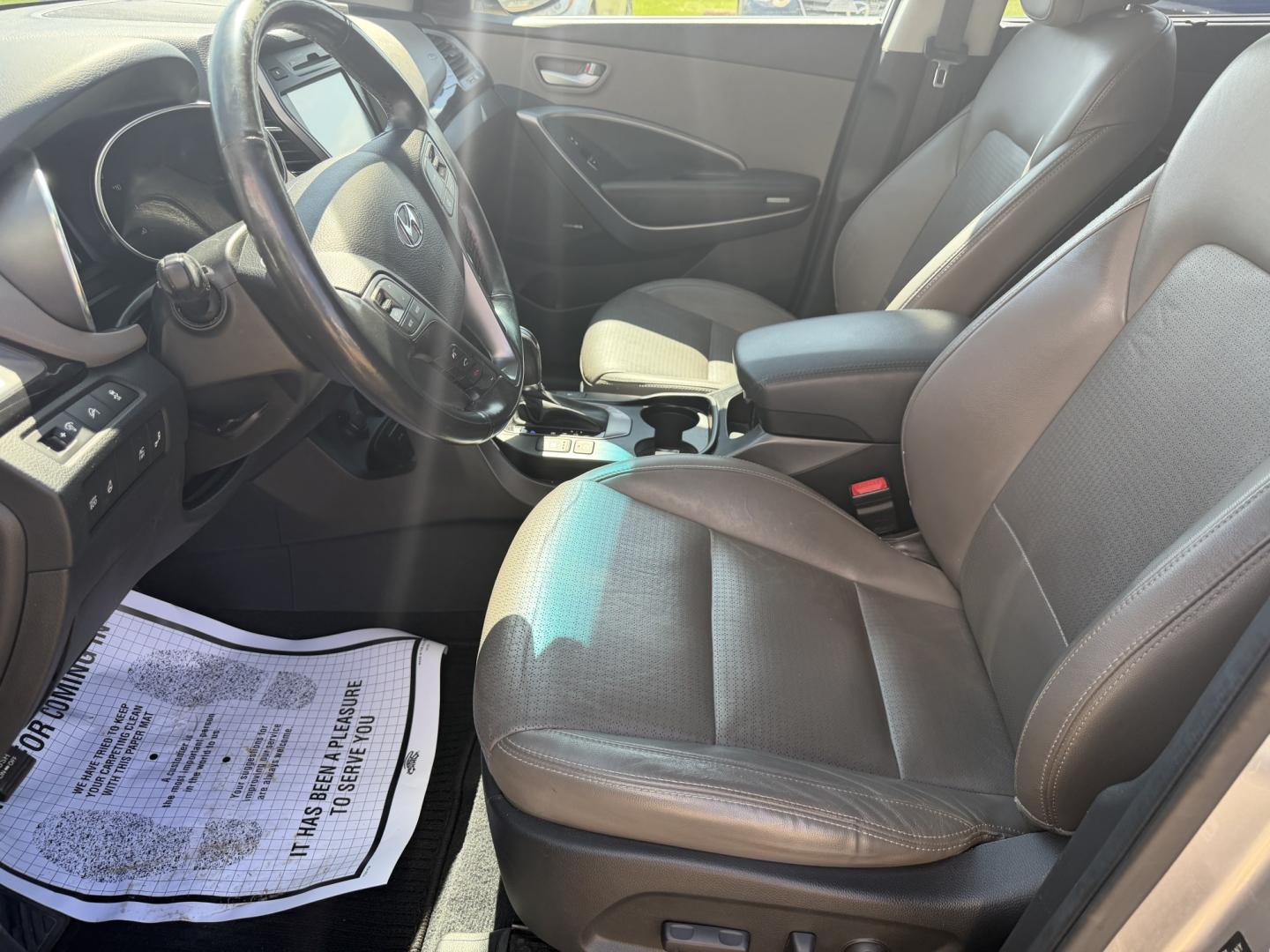 2014 SILVER HYUNDAI SANTA FE LIMITED (KM8SR4HF1EU) , located at 922 W. Beacon St., Philadelphia, MS, 39350, (601) 650-3675, 32.770447, -89.127151 - Photo#9