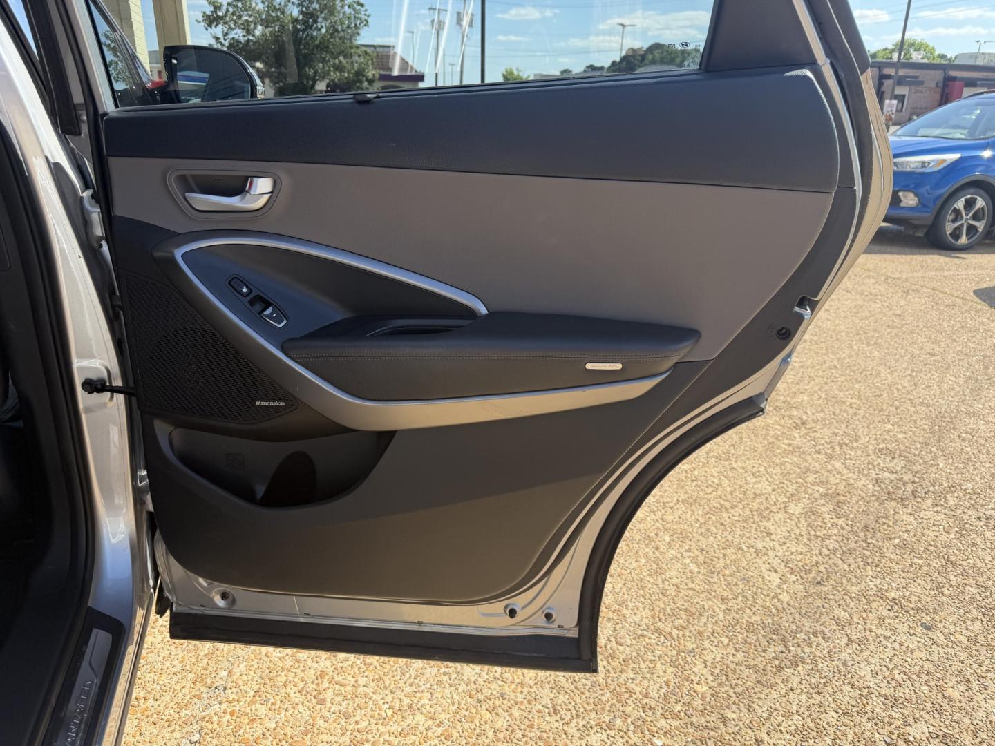 2014 SILVER HYUNDAI SANTA FE LIMITED (KM8SR4HF1EU) , located at 922 W. Beacon St., Philadelphia, MS, 39350, (601) 650-3675, 32.770447, -89.127151 - Photo#15