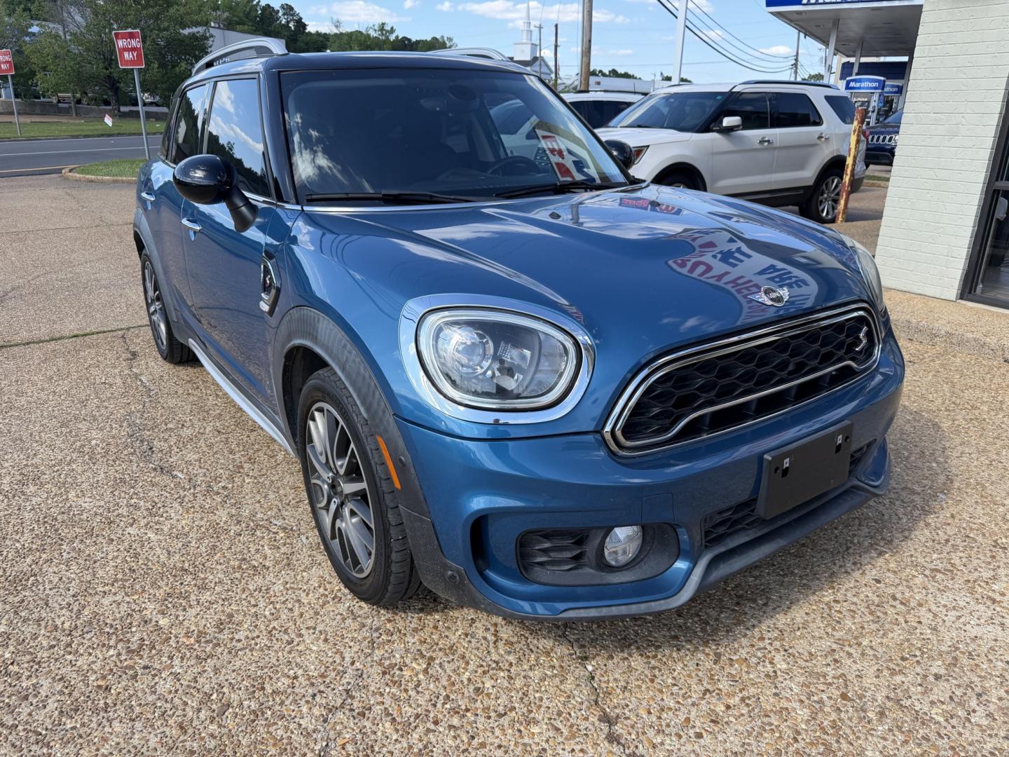 2017 BLUE MINI COUNTRYMAN S (WMZYT3C34H3) , located at 922 W. Beacon St., Philadelphia, MS, 39350, (601) 650-3675, 32.770447, -89.127151- Photo#0