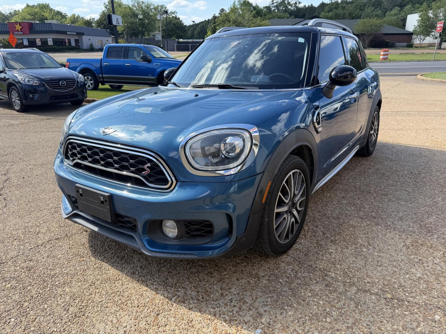 2017 BLUE MINI COUNTRYMAN S (WMZYT3C34H3) , located at 922 W. Beacon St., Philadelphia, MS, 39350, (601) 650-3675, 32.770447, -89.127151- Photo#2