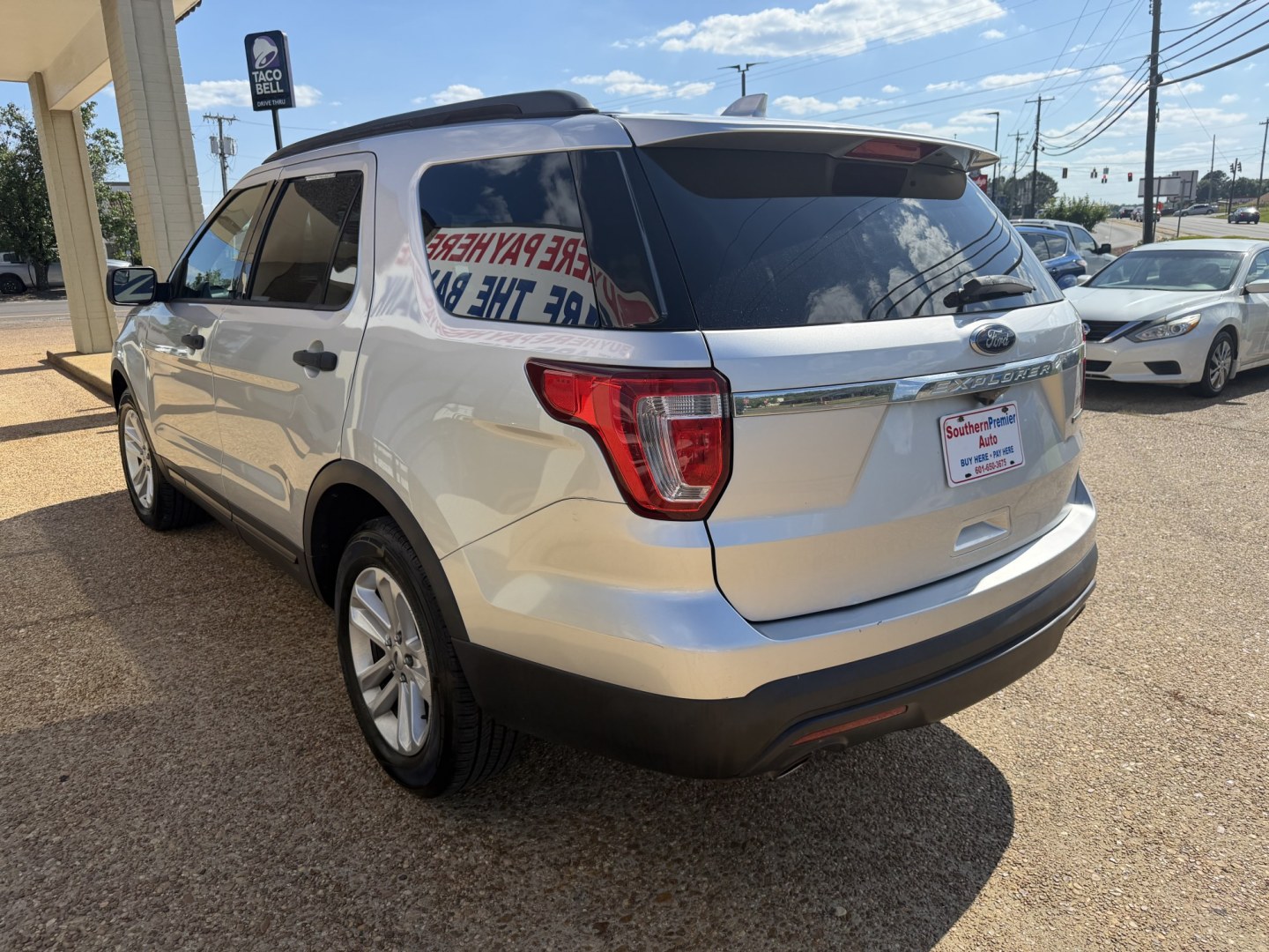 2016 SILVER FORD EXPLORER BASE (1FM5K7B82GG) , located at 922 W. Beacon St., Philadelphia, MS, 39350, (601) 650-3675, 32.770447, -89.127151 - Photo#3