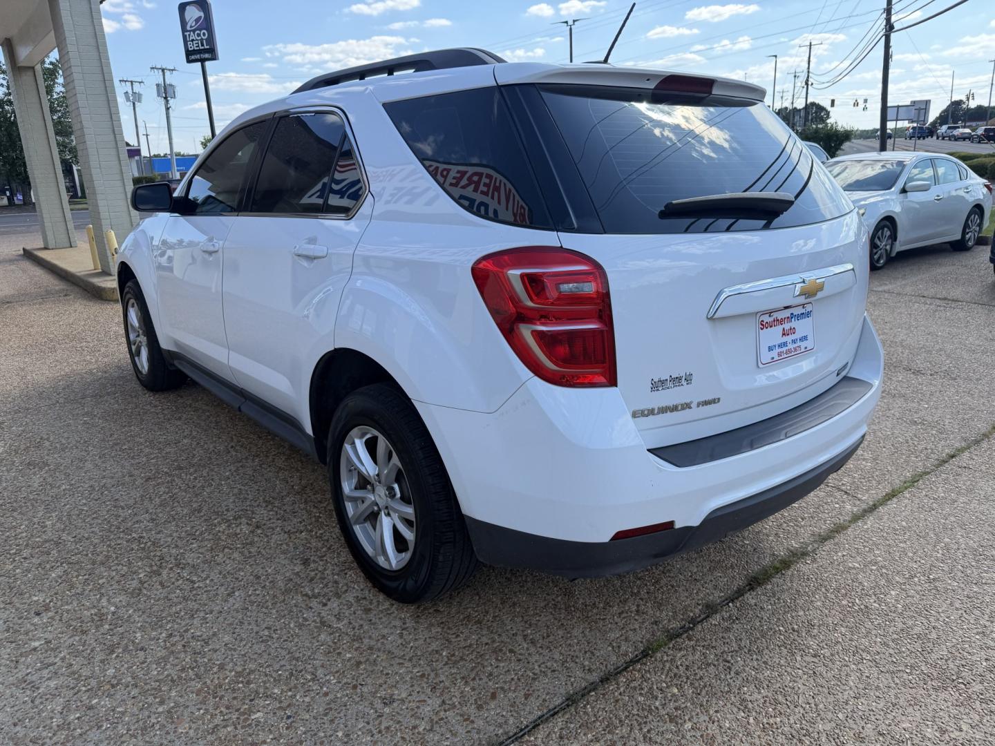 2017 WHITE CHEVROLET EQUINOX LS (2GNFLEEK7H6) , located at 922 W. Beacon St., Philadelphia, MS, 39350, (601) 650-3675, 32.770447, -89.127151 - Photo#3