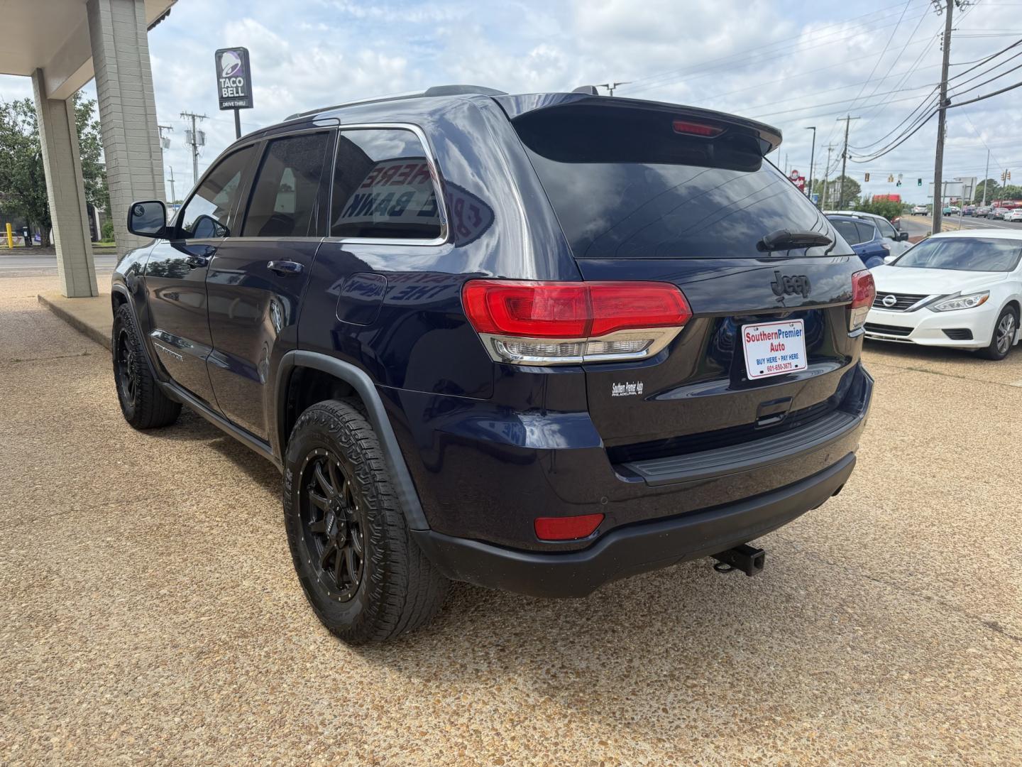 2017 BLUE JEEP GRAND CHEROKEE LARED (1C4RJFAG5HC) , located at 922 W. Beacon St., Philadelphia, MS, 39350, (601) 650-3675, 32.770447, -89.127151 - Photo#3