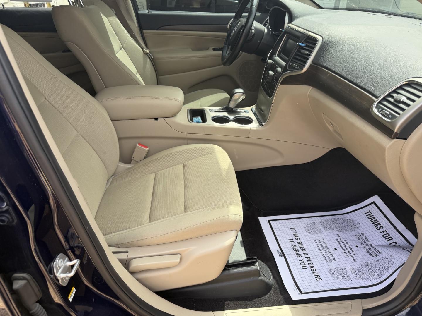 2017 BLUE JEEP GRAND CHEROKEE LARED (1C4RJFAG5HC) , located at 922 W. Beacon St., Philadelphia, MS, 39350, (601) 650-3675, 32.770447, -89.127151 - Photo#10