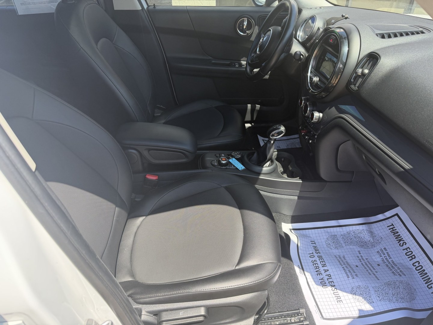 2018 WHITE MINI COUNTRYMAN BASE COUNTRYMAN BASE (WMZYS7C32J3) with an 1.5L 3CYL engine, located at 922 W. Beacon St., Philadelphia, MS, 39350, (601) 650-3675, 32.770447, -89.127151 - Photo#10