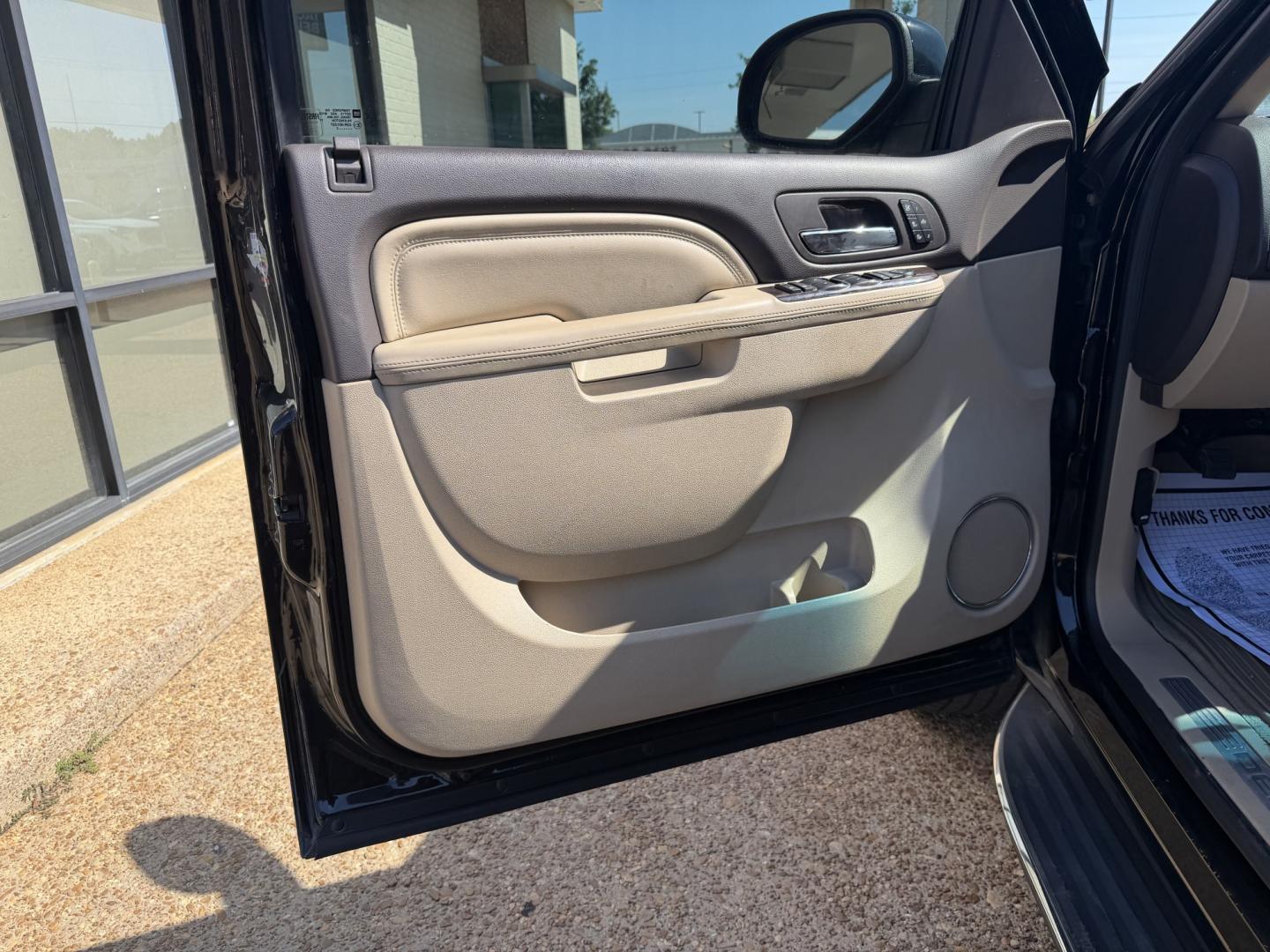 2012 BLACK GMC YUKON DENALI (1GKS1EEF8CR) , located at 922 W. Beacon St., Philadelphia, MS, 39350, (601) 650-3675, 32.770447, -89.127151 - Photo#8