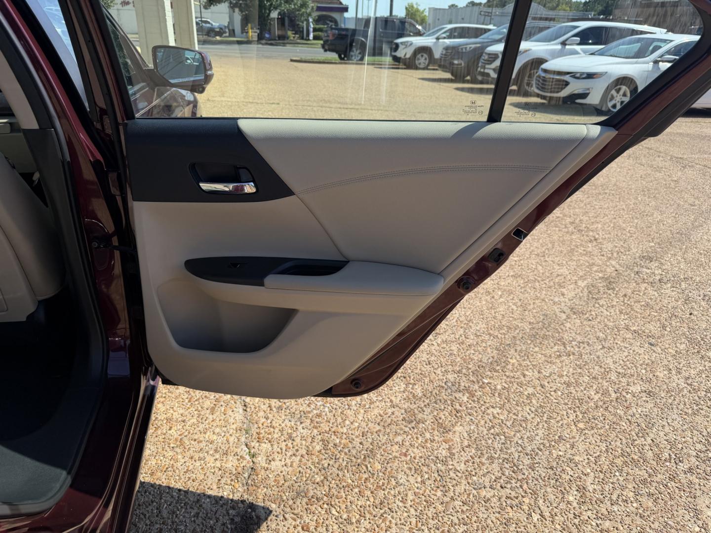 2014 BURGUNDY HONDA ACCORD EX-L (1HGCR2F83EA) , located at 922 W. Beacon St., Philadelphia, MS, 39350, (601) 650-3675, 32.770447, -89.127151- Photo#15
