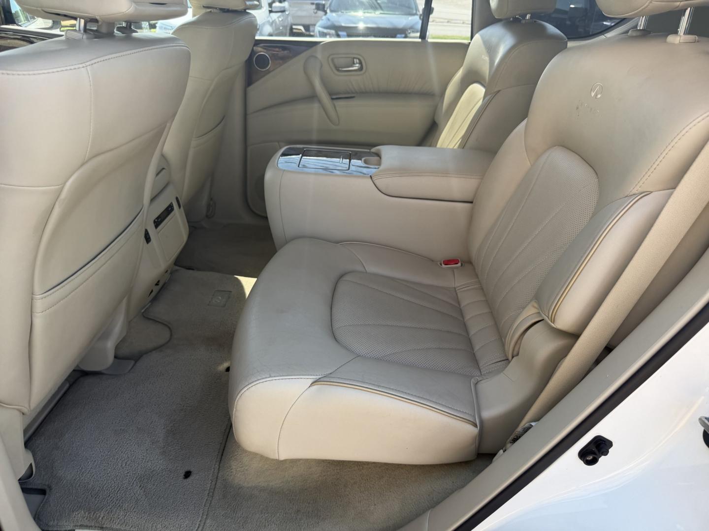 2012 WHITE INFINITI QX56 BASE (JN8AZ2NF3C9) , located at 922 W. Beacon St., Philadelphia, MS, 39350, (601) 650-3675, 32.770447, -89.127151- Photo#13