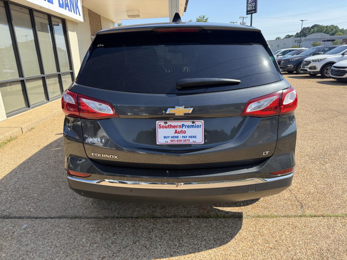 2020 GRAY CHEVROLET EQUINOX LT (2FL) (2GNAXJEV7L6) , located at 922 W. Beacon St., Philadelphia, MS, 39350, (601) 650-3675, 32.770447, -89.127151- Photo#4