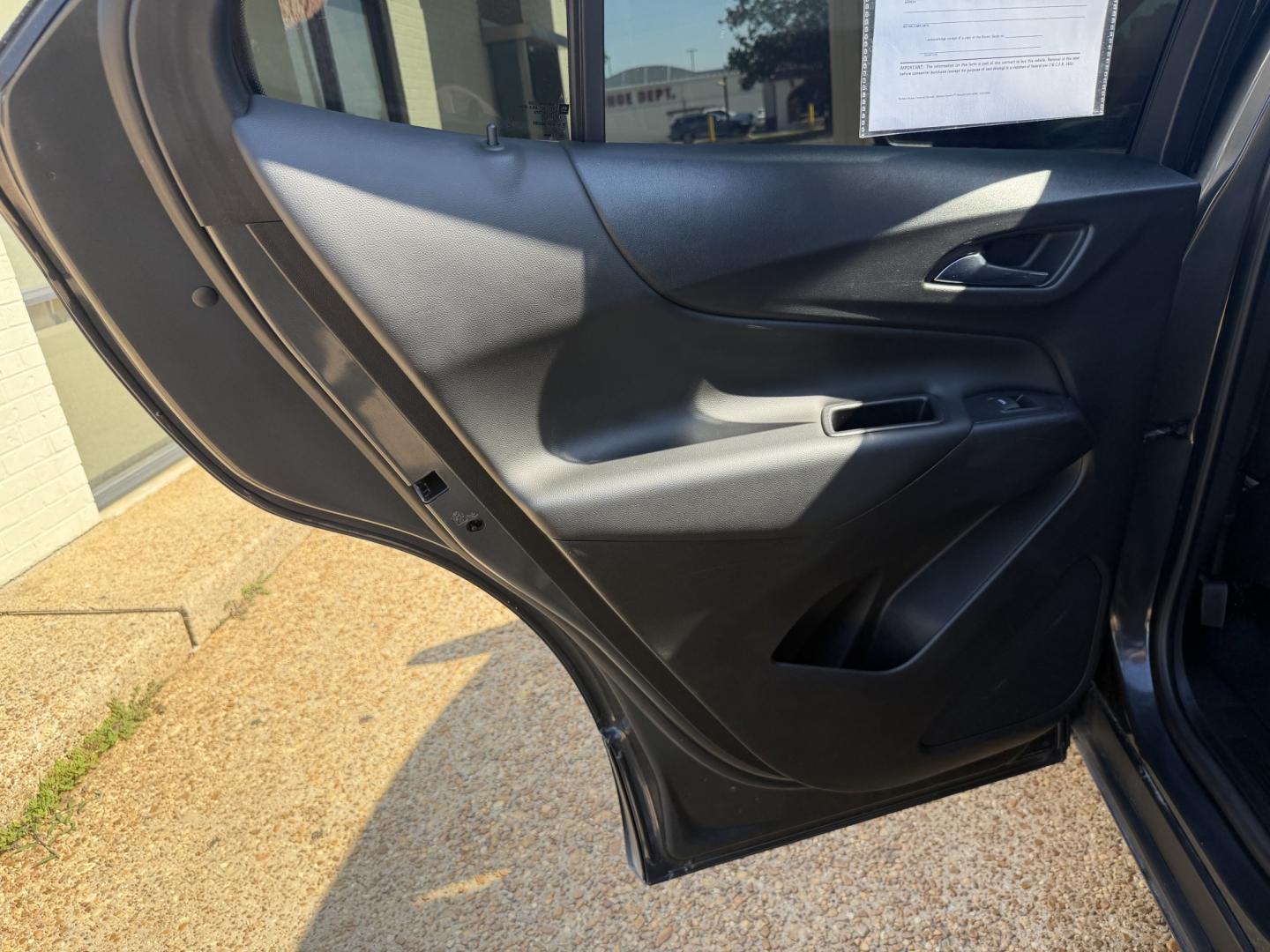 2020 GRAY CHEVROLET EQUINOX LT (2FL) (2GNAXJEV7L6) , located at 922 W. Beacon St., Philadelphia, MS, 39350, (601) 650-3675, 32.770447, -89.127151- Photo#12