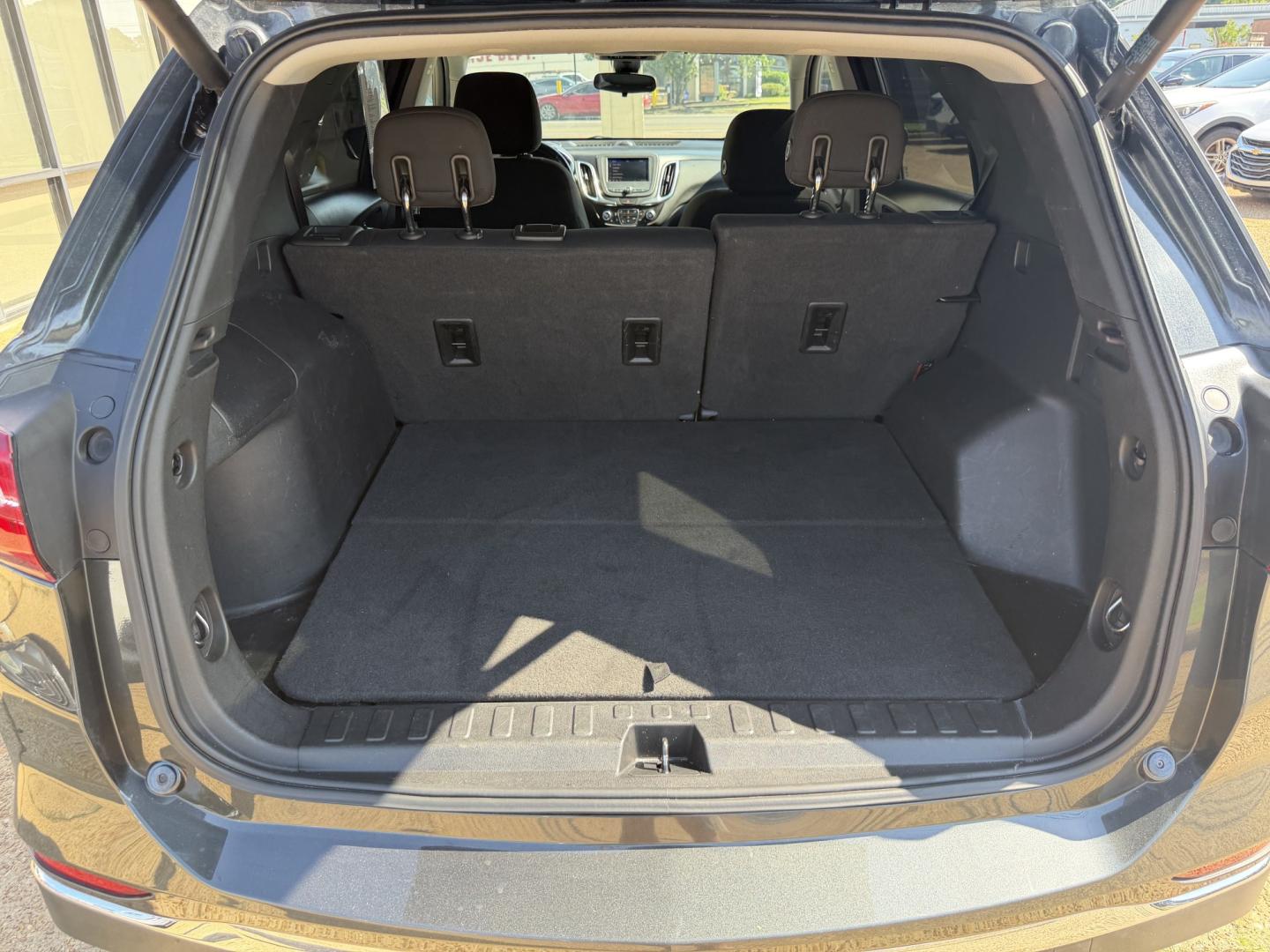 2020 GRAY CHEVROLET EQUINOX LT (2FL) (2GNAXJEV7L6) , located at 922 W. Beacon St., Philadelphia, MS, 39350, (601) 650-3675, 32.770447, -89.127151- Photo#19
