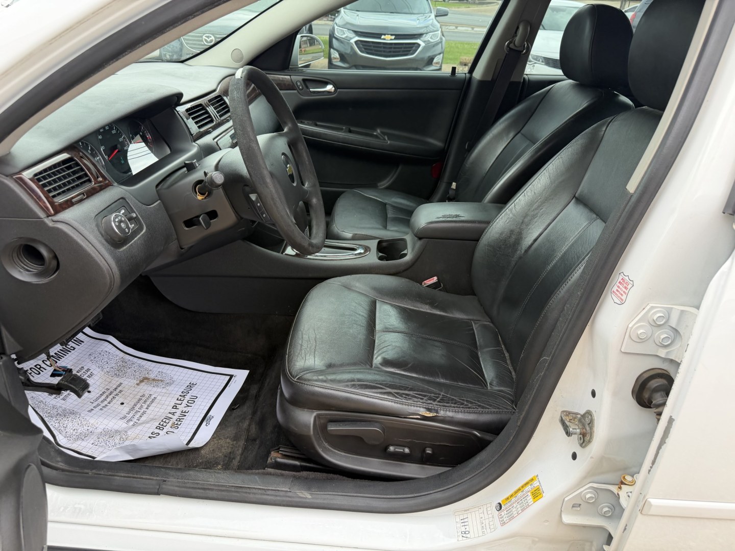 2015 WHITE CHEVROLET IMPALA LTZ (2G1WC5E31F1) , located at 922 W. Beacon St., Philadelphia, MS, 39350, (601) 650-3675, 32.770447, -89.127151- Photo#9