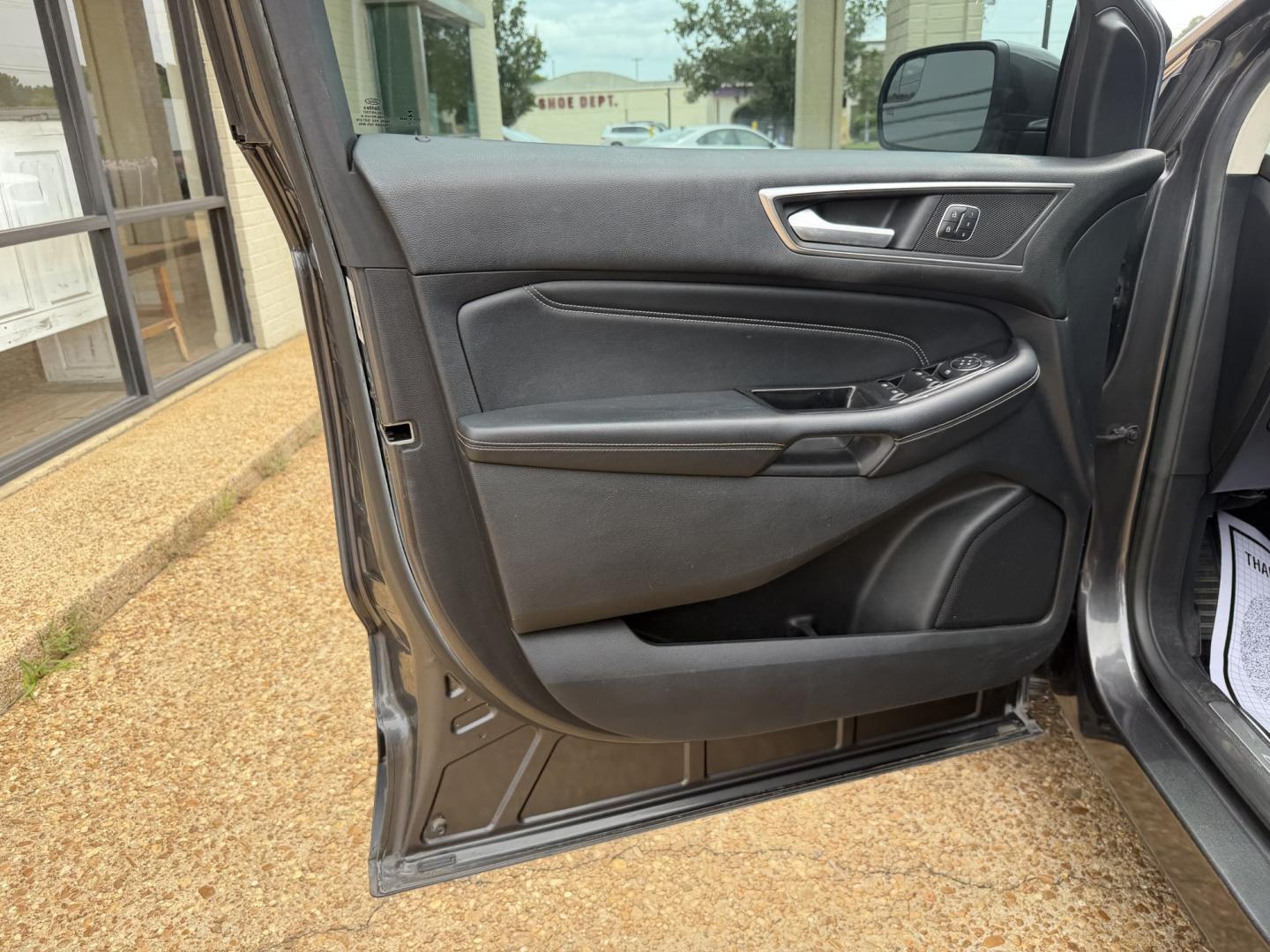 2015 GRAY FORD EDGE TITANIUM Titanium (2FMTK3K95FB) with an 2.0 L 4 Cyl engine, located at 922 W. Beacon St., Philadelphia, MS, 39350, (601) 650-3675, 32.770447, -89.127151 - Photo#8