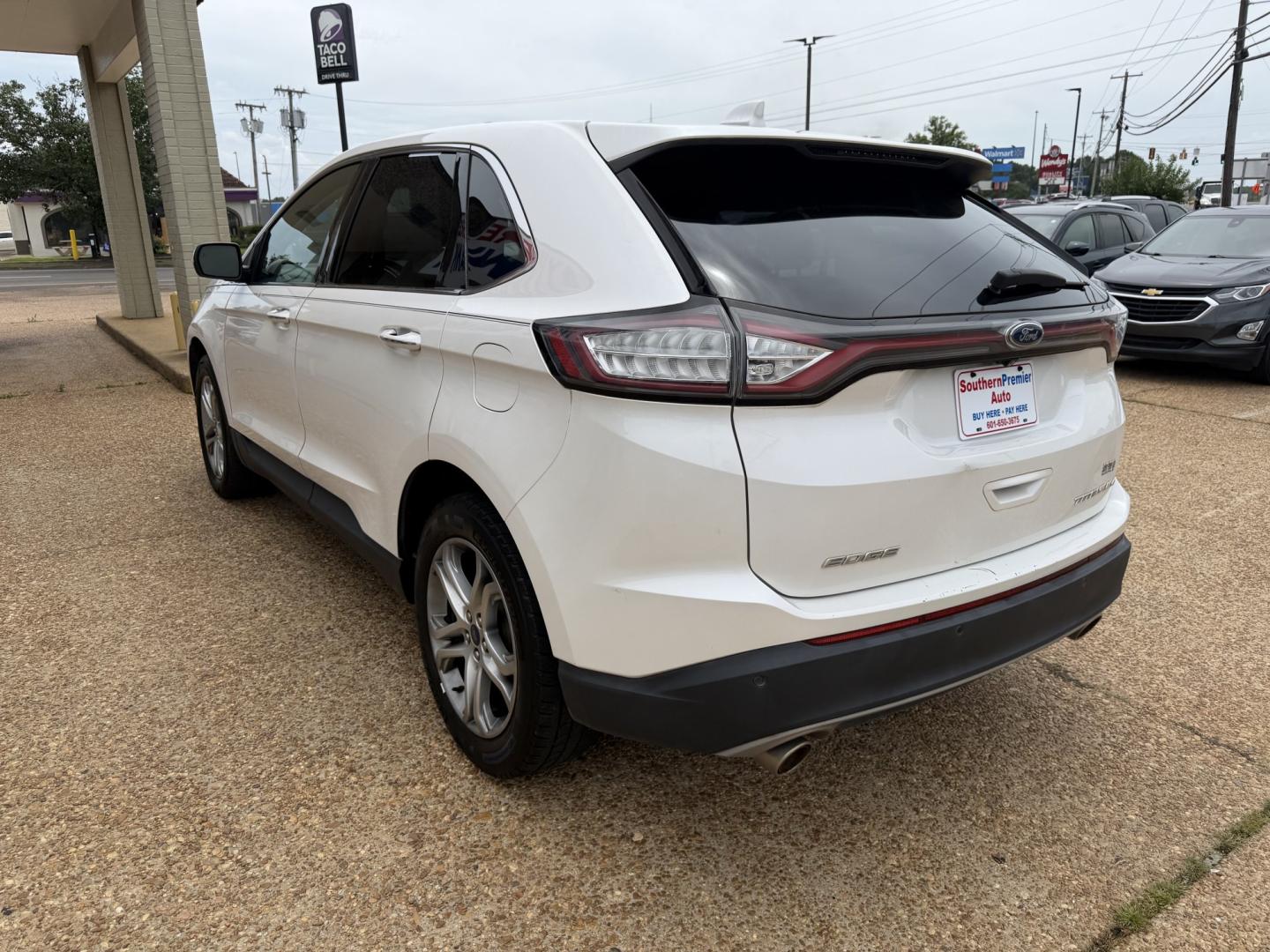 2015 WHITE FORD EDGE TITANIUM Titanium (2FMTK3K86FB) with an 3.5 L 6CYL engine, located at 922 W. Beacon St., Philadelphia, MS, 39350, (601) 650-3675, 32.770447, -89.127151 - Photo#3