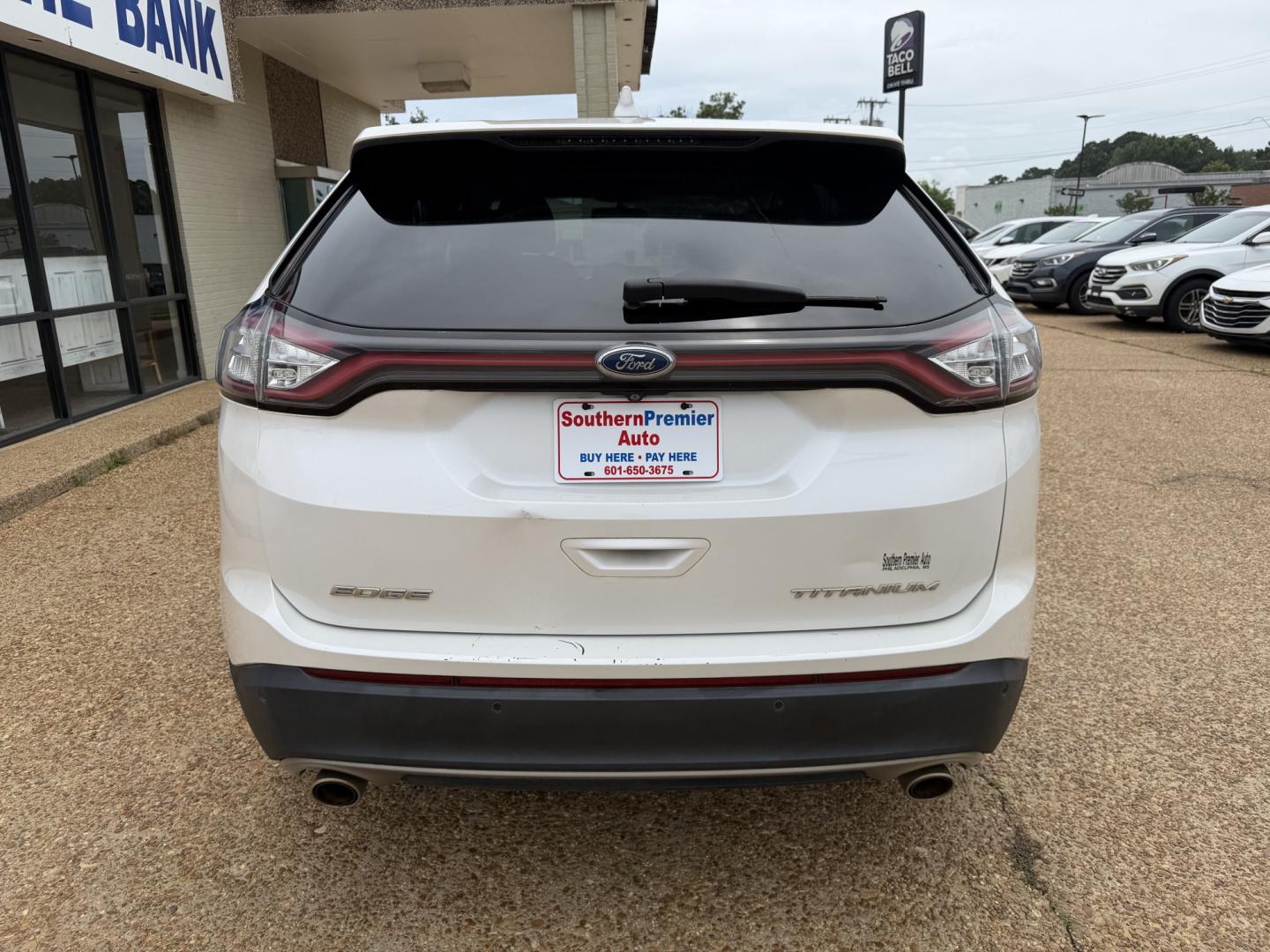 2015 WHITE FORD EDGE TITANIUM Titanium (2FMTK3K86FB) with an 3.5 L 6CYL engine, located at 922 W. Beacon St., Philadelphia, MS, 39350, (601) 650-3675, 32.770447, -89.127151 - Photo#4