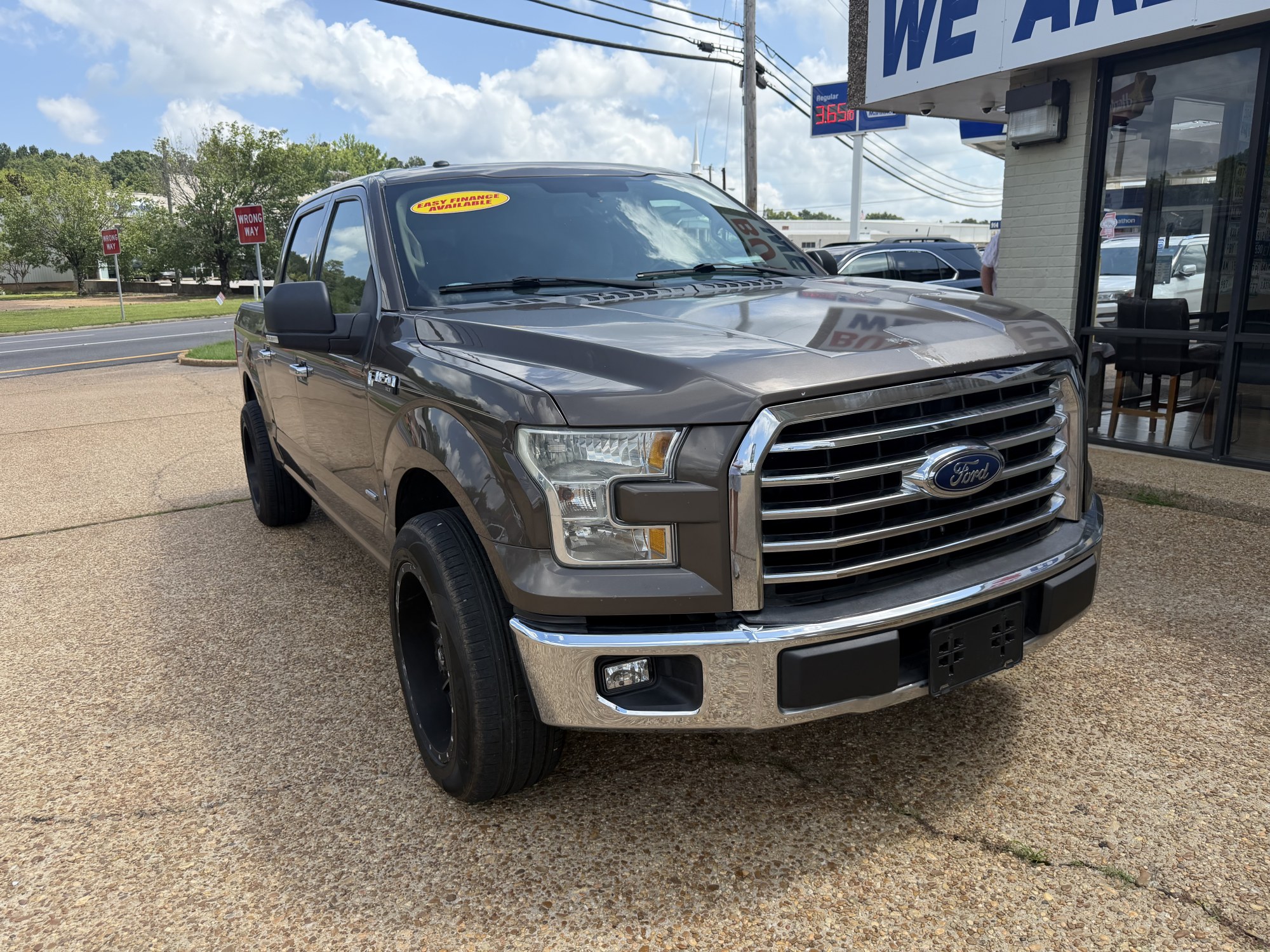 photo of 2015 FORD F-150 XLT 
