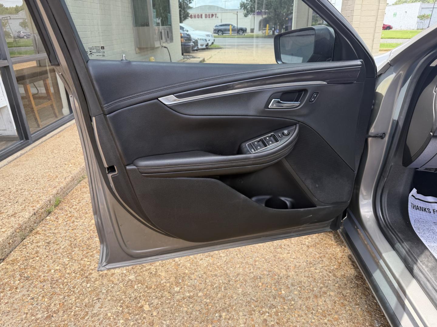 2019 BROWN CHEVROLET IMPALA LT (1LT) (2G11Z5SA8K9) , located at 922 W. Beacon St., Philadelphia, MS, 39350, (601) 650-3675, 32.770447, -89.127151- Photo#8