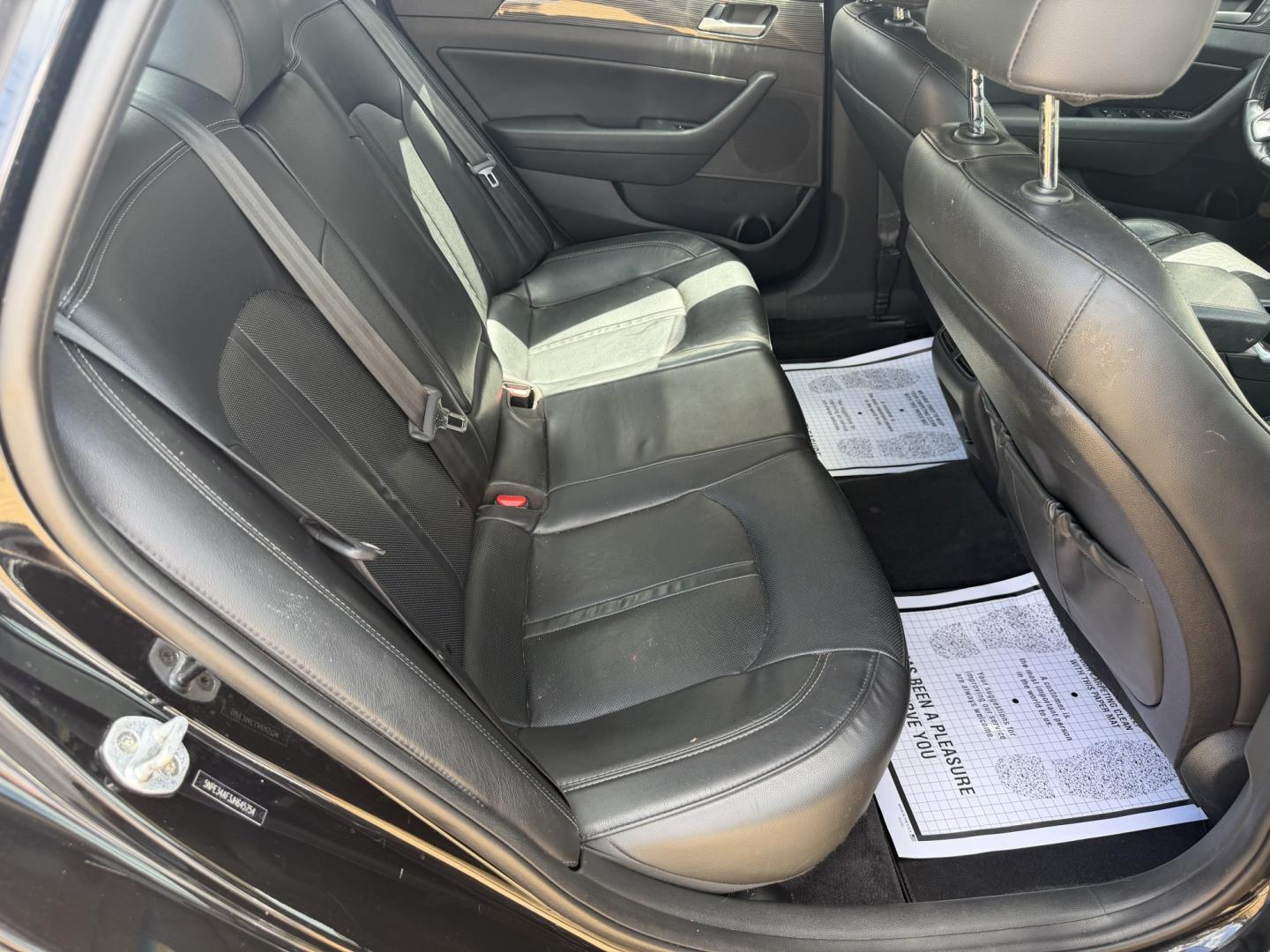 2018 BLACK HYUNDAI SONATA LIMITED (5NPE34AF3JH) , located at 922 W. Beacon St., Philadelphia, MS, 39350, (601) 650-3675, 32.770447, -89.127151- Photo#14