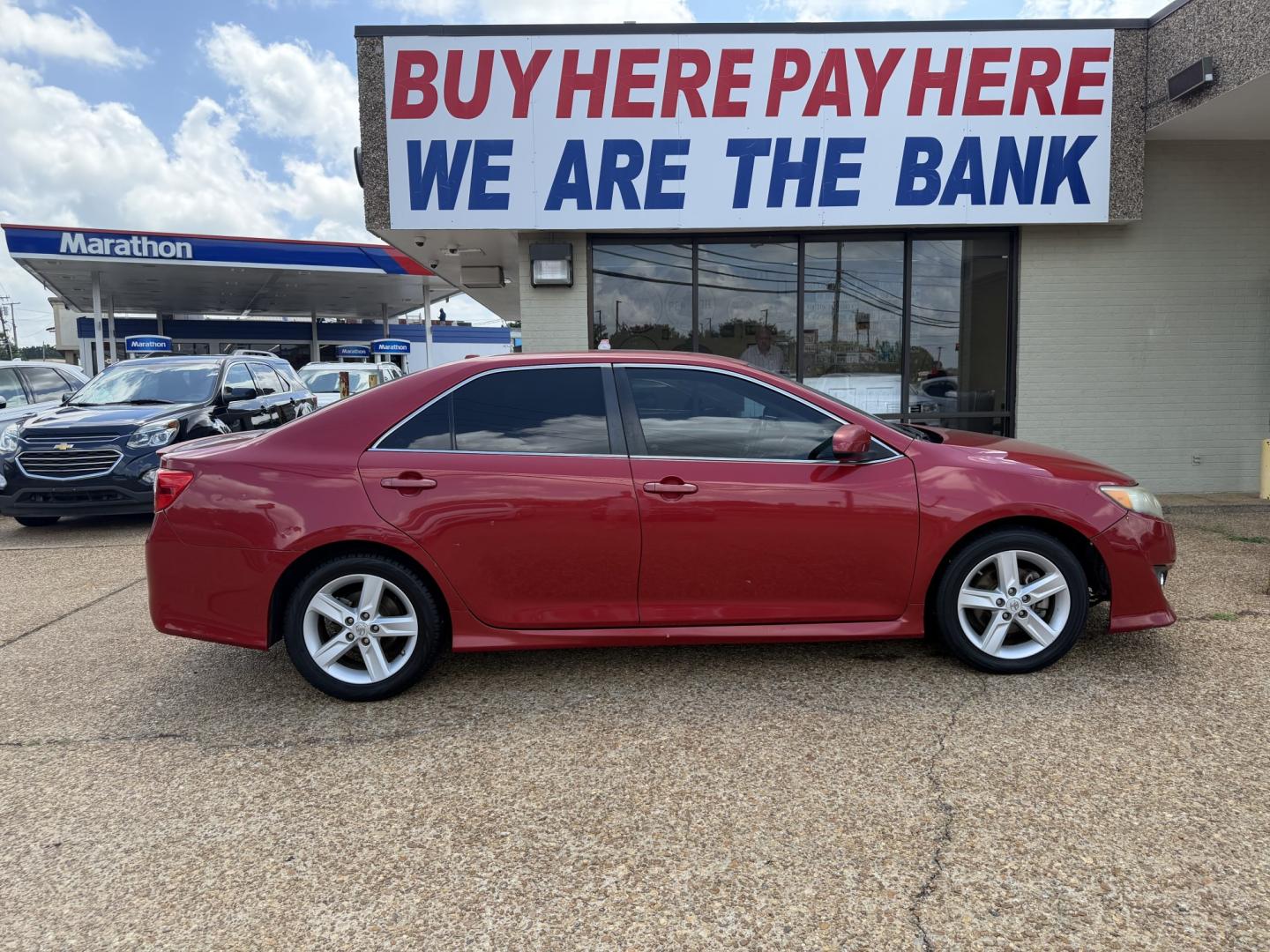 2012 RED TOYOTA CAMRY SE (4T1BF1FK4CU) , located at 922 W. Beacon St., Philadelphia, MS, 39350, (601) 650-3675, 32.770447, -89.127151- Photo#6