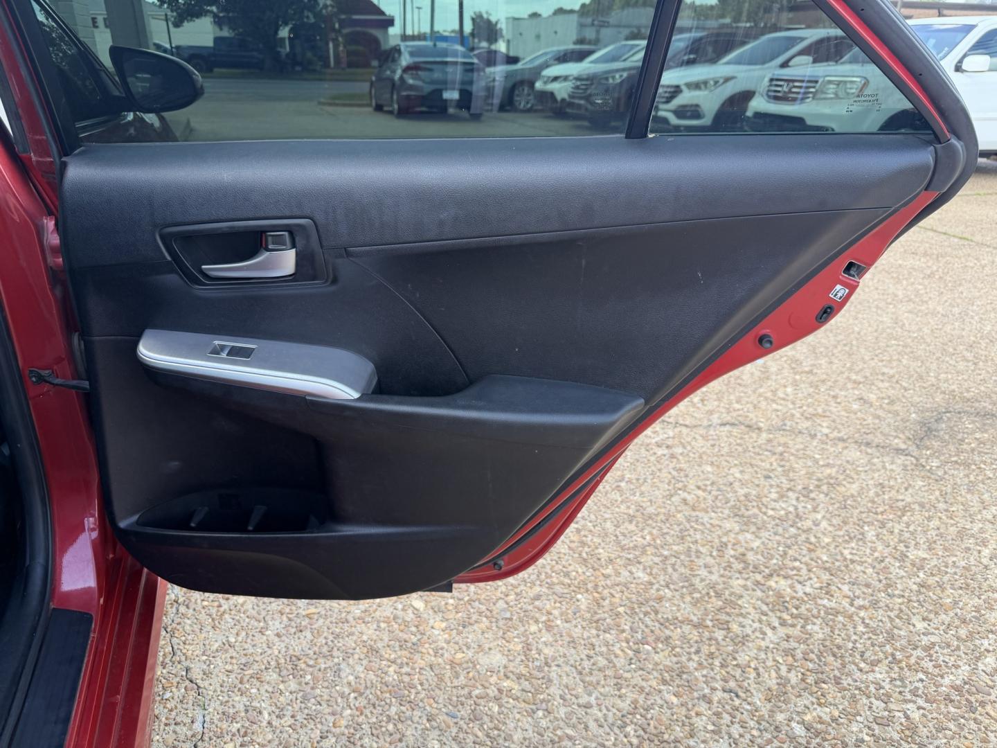 2012 RED TOYOTA CAMRY SE (4T1BF1FK4CU) , located at 922 W. Beacon St., Philadelphia, MS, 39350, (601) 650-3675, 32.770447, -89.127151- Photo#15