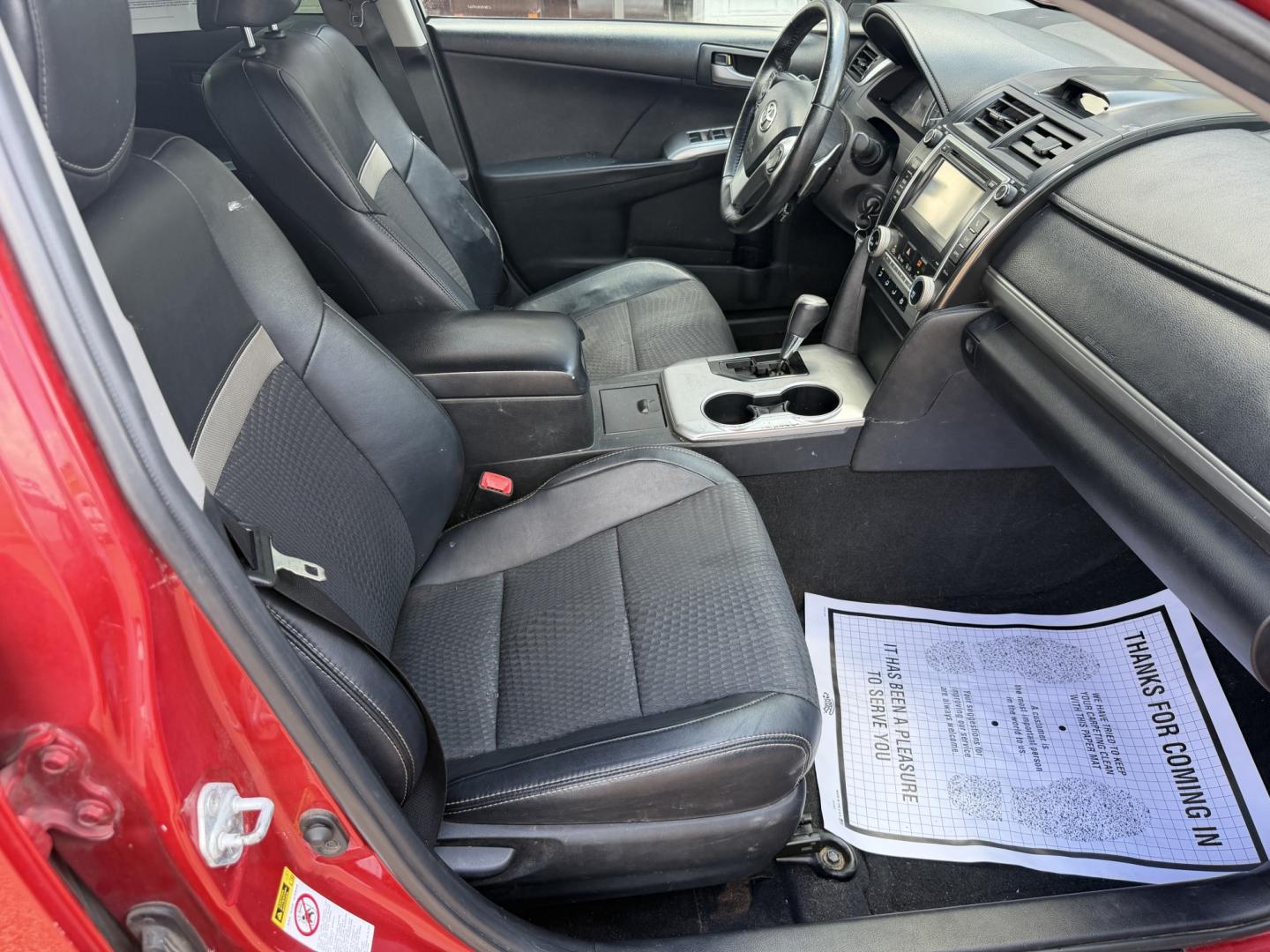 2012 RED TOYOTA CAMRY SE (4T1BF1FK4CU) , located at 922 W. Beacon St., Philadelphia, MS, 39350, (601) 650-3675, 32.770447, -89.127151- Photo#10