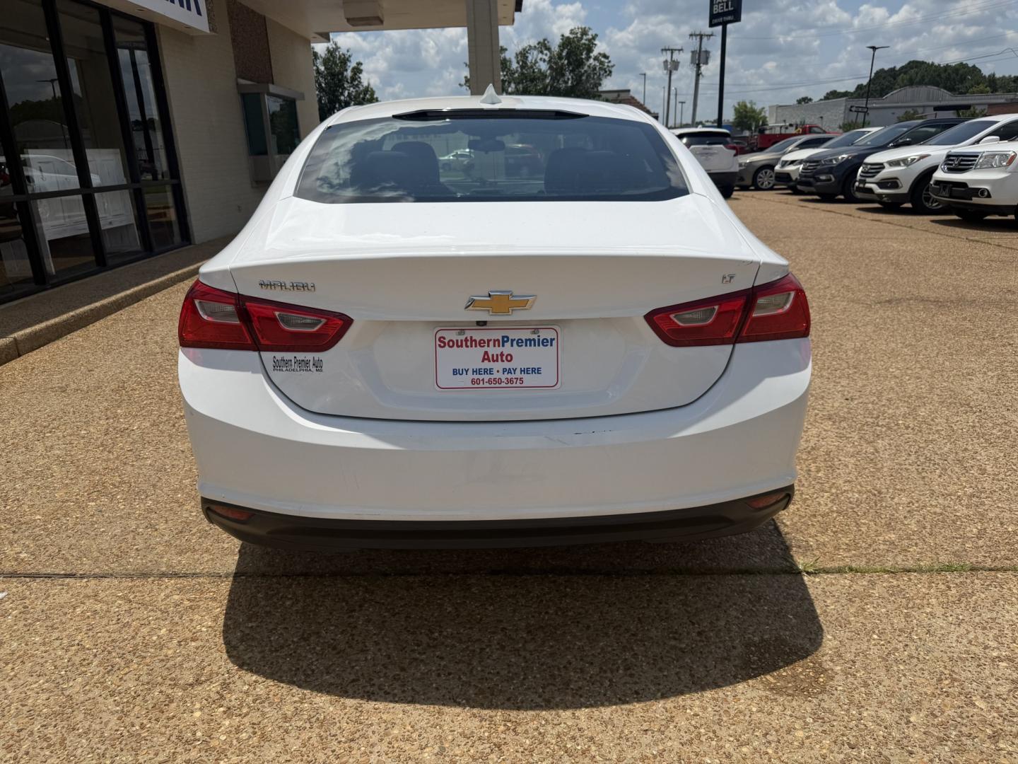 2016 WHITE CHEVROLET MALIBU LT (1LT) (1G1ZE5ST1GF) , located at 922 W. Beacon St., Philadelphia, MS, 39350, (601) 650-3675, 32.770447, -89.127151- Photo#4