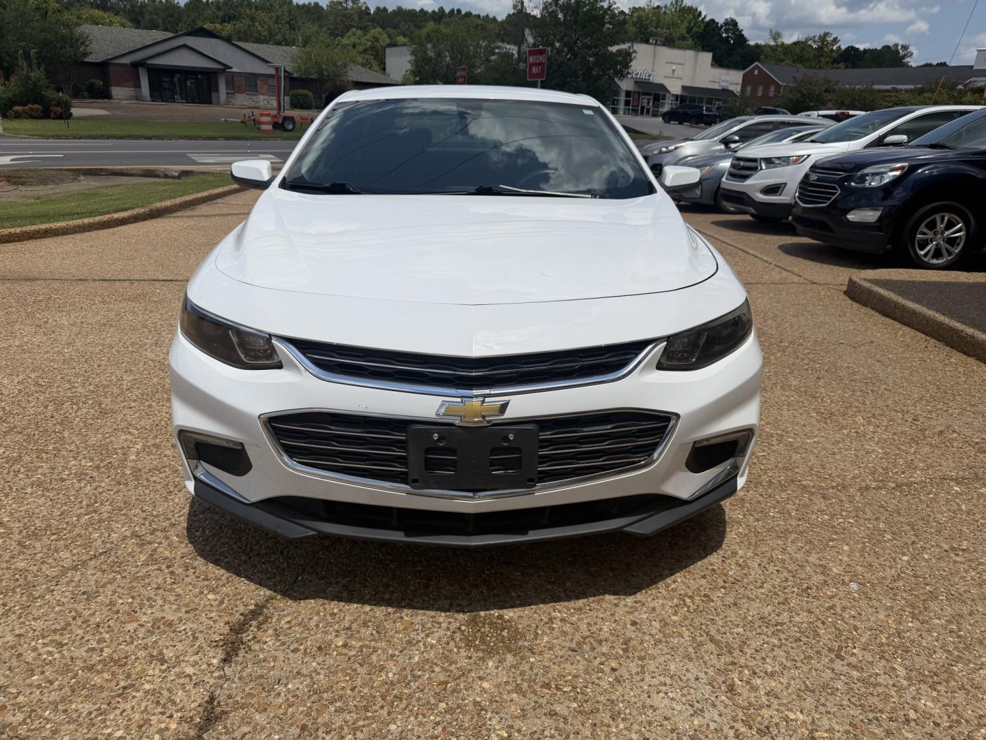 2016 WHITE CHEVROLET MALIBU LT (1LT) (1G1ZE5ST1GF) , located at 922 W. Beacon St., Philadelphia, MS, 39350, (601) 650-3675, 32.770447, -89.127151- Photo#1