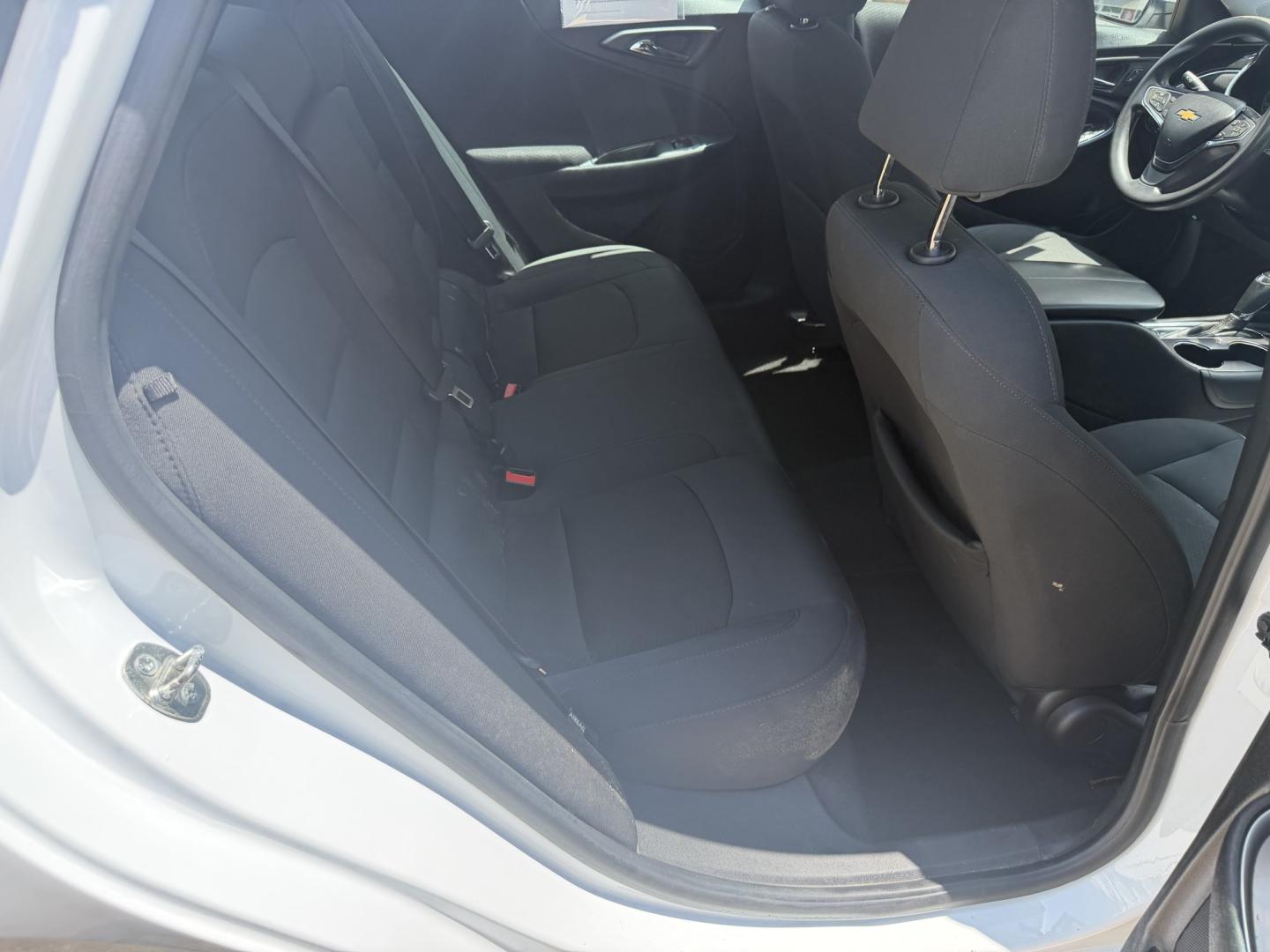 2016 WHITE CHEVROLET MALIBU LT (1LT) (1G1ZE5ST1GF) , located at 922 W. Beacon St., Philadelphia, MS, 39350, (601) 650-3675, 32.770447, -89.127151- Photo#14