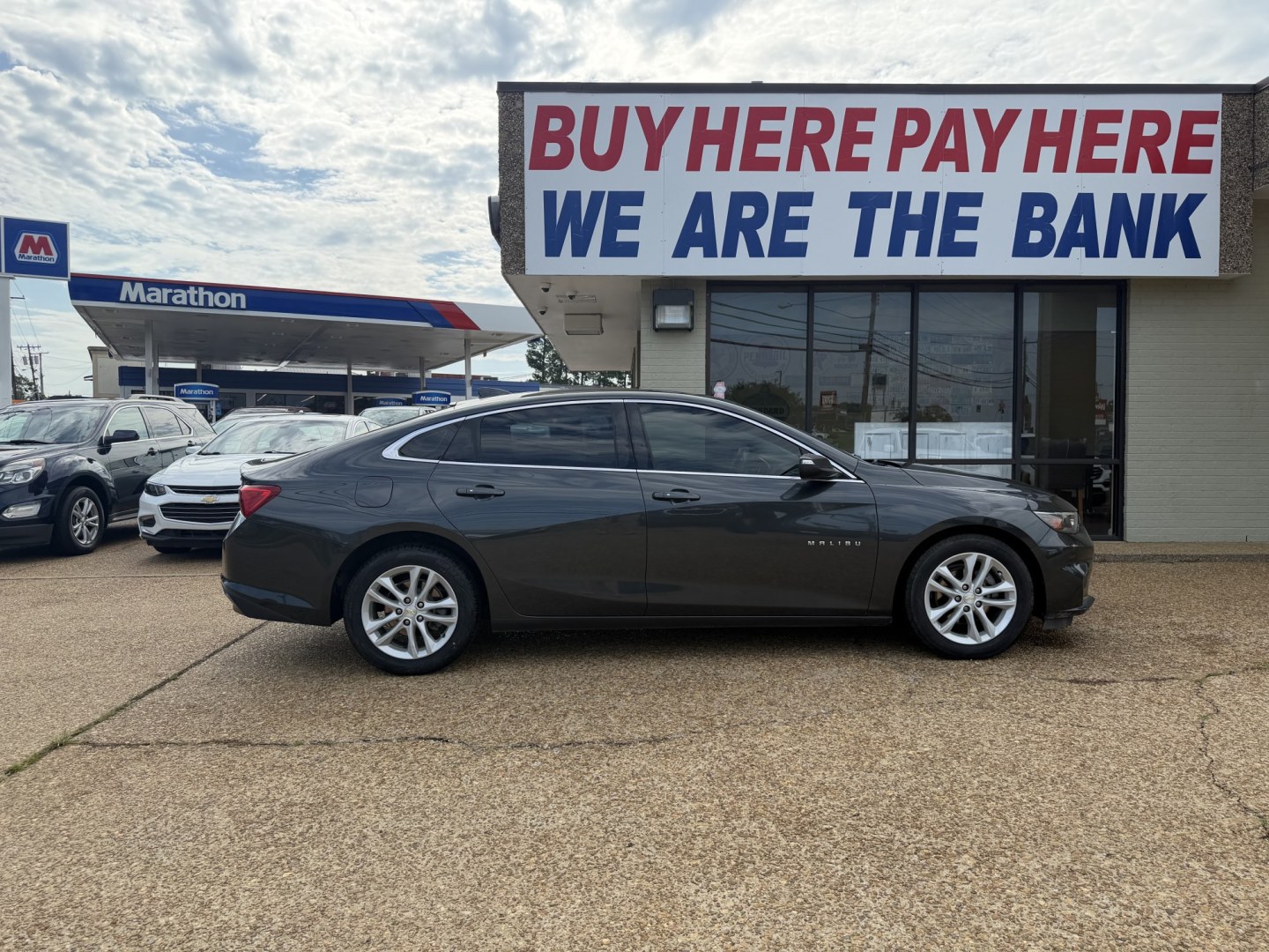 2018 GRAY CHEVROLET MALIBU LT (2FL) (1G1ZD5ST8JF) , located at 922 W. Beacon St., Philadelphia, MS, 39350, (601) 650-3675, 32.770447, -89.127151- Photo#6