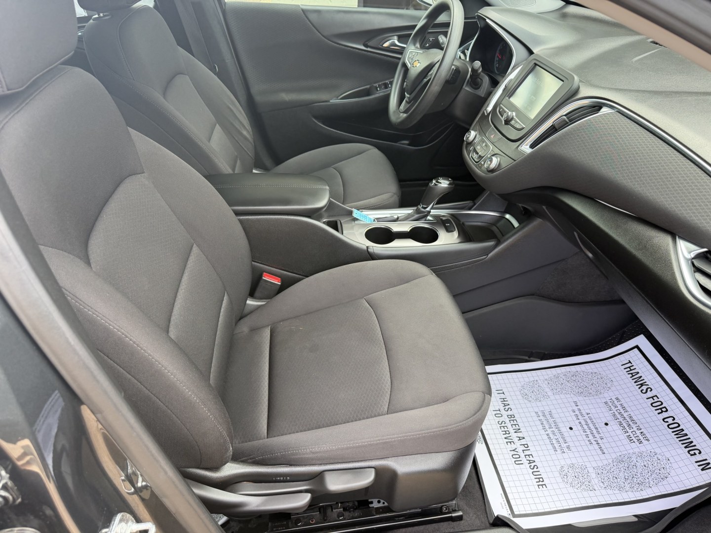 2018 GRAY CHEVROLET MALIBU LT (2FL) (1G1ZD5ST8JF) , located at 922 W. Beacon St., Philadelphia, MS, 39350, (601) 650-3675, 32.770447, -89.127151- Photo#10
