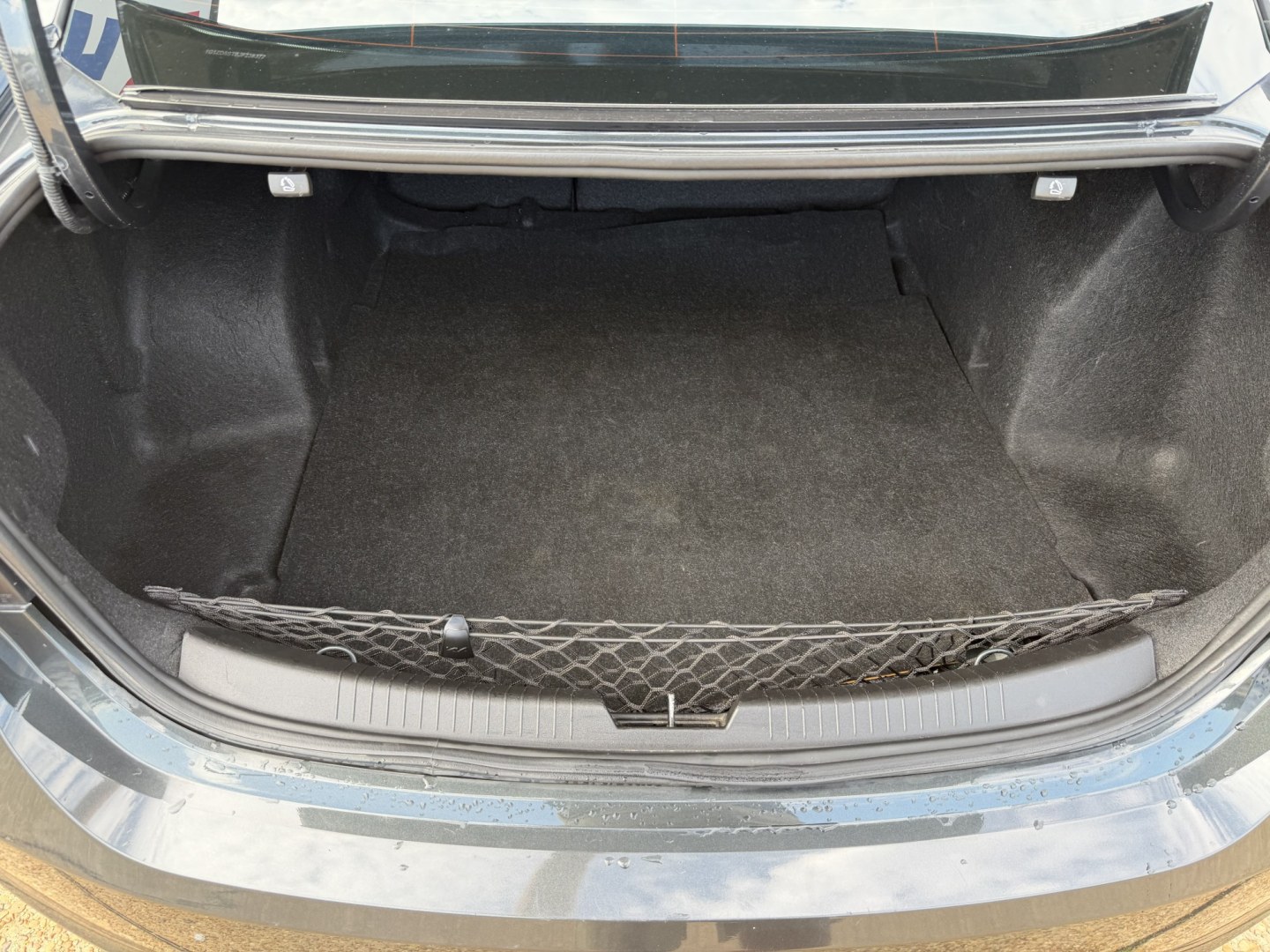 2018 GRAY CHEVROLET MALIBU LT (2FL) (1G1ZD5ST8JF) , located at 922 W. Beacon St., Philadelphia, MS, 39350, (601) 650-3675, 32.770447, -89.127151- Photo#19