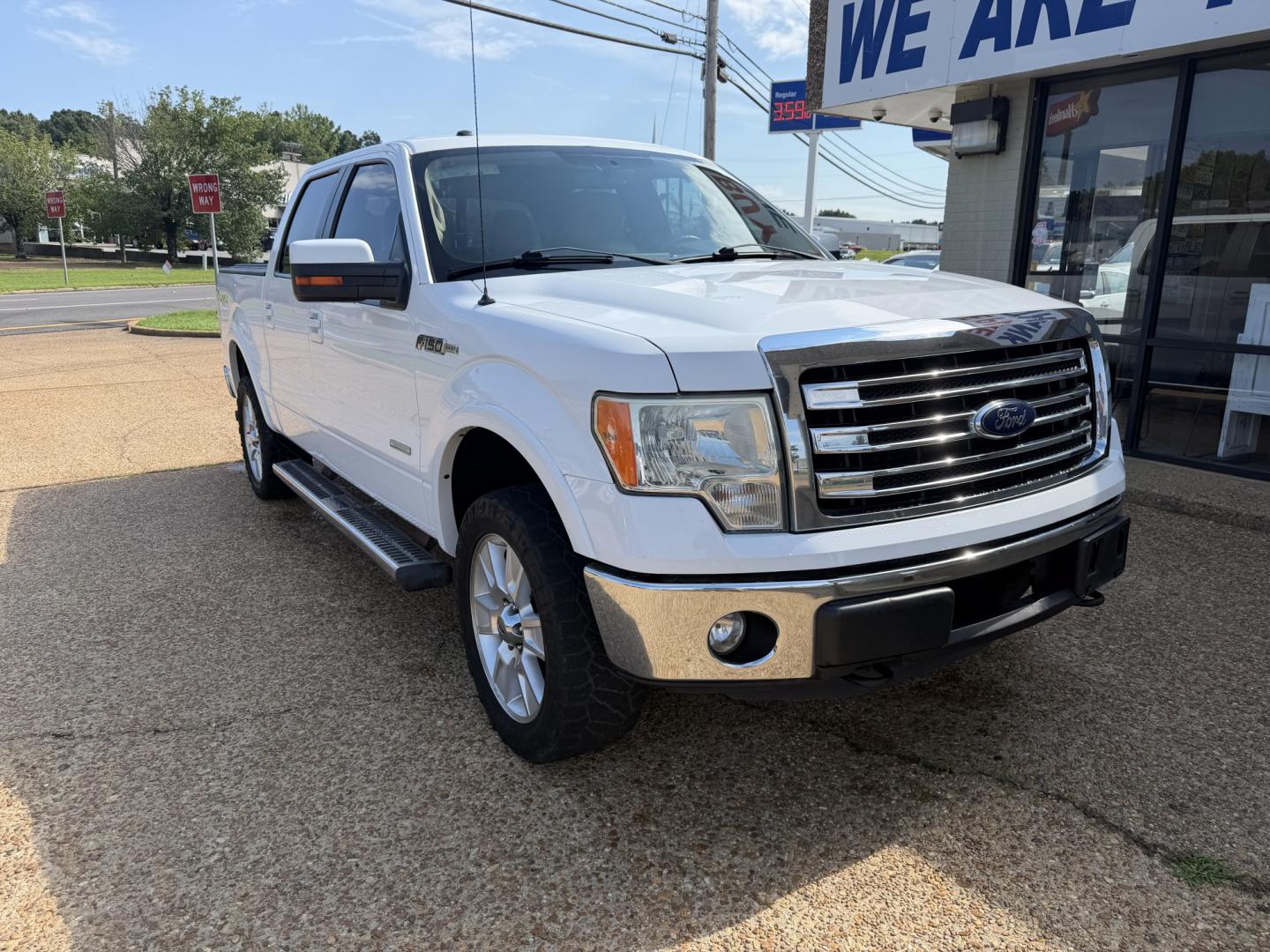 2013 WHITE FORD F-150 LARIAT (1FTFW1ET5DK) , located at 922 W. Beacon St., Philadelphia, MS, 39350, (601) 650-3675, 32.770447, -89.127151- Photo#0