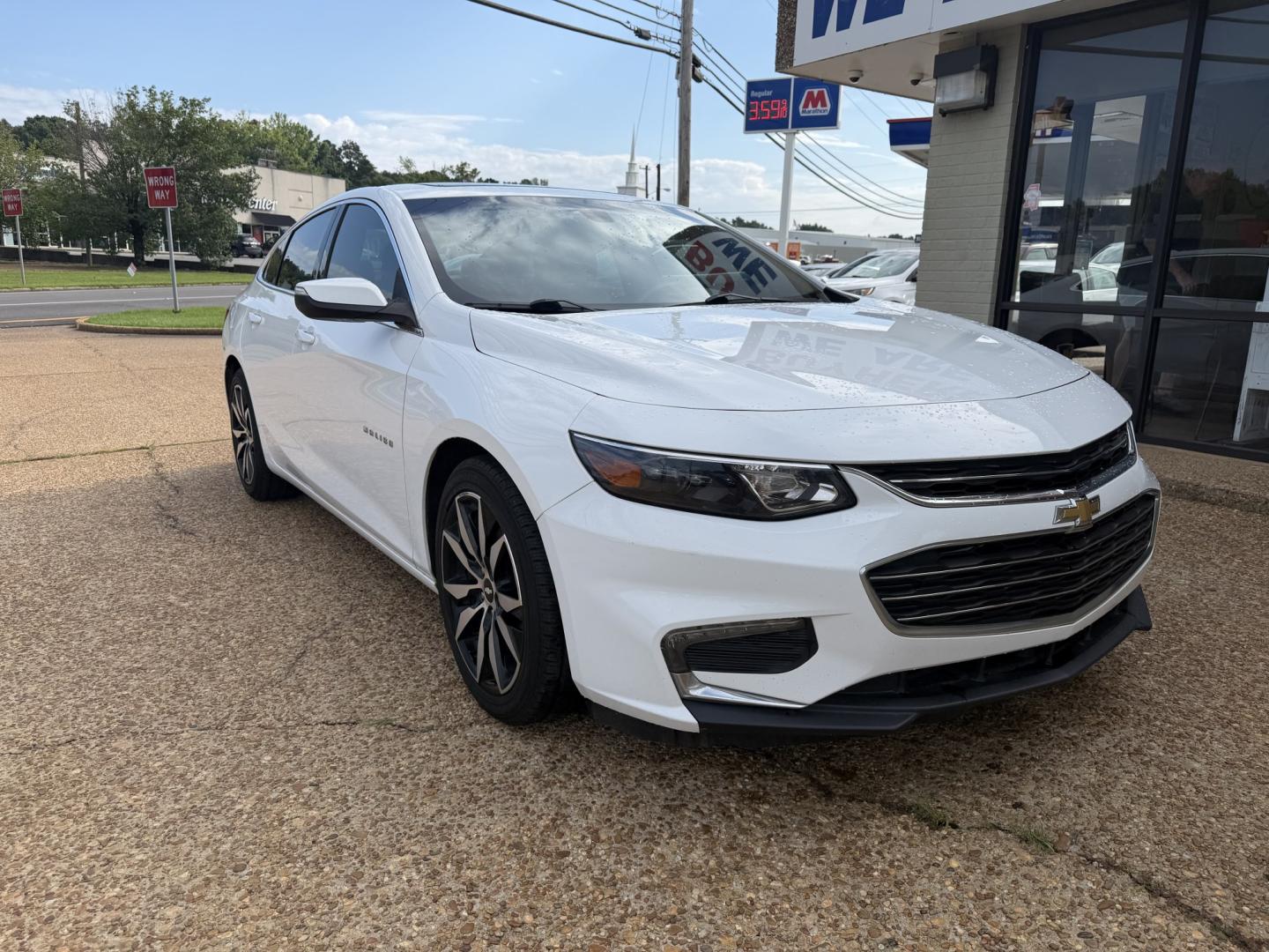2016 WHITE CHEVROLET MALIBU LT (1LT) (1G1ZE5ST3GF) , located at 922 W. Beacon St., Philadelphia, MS, 39350, (601) 650-3675, 32.770447, -89.127151- Photo#0