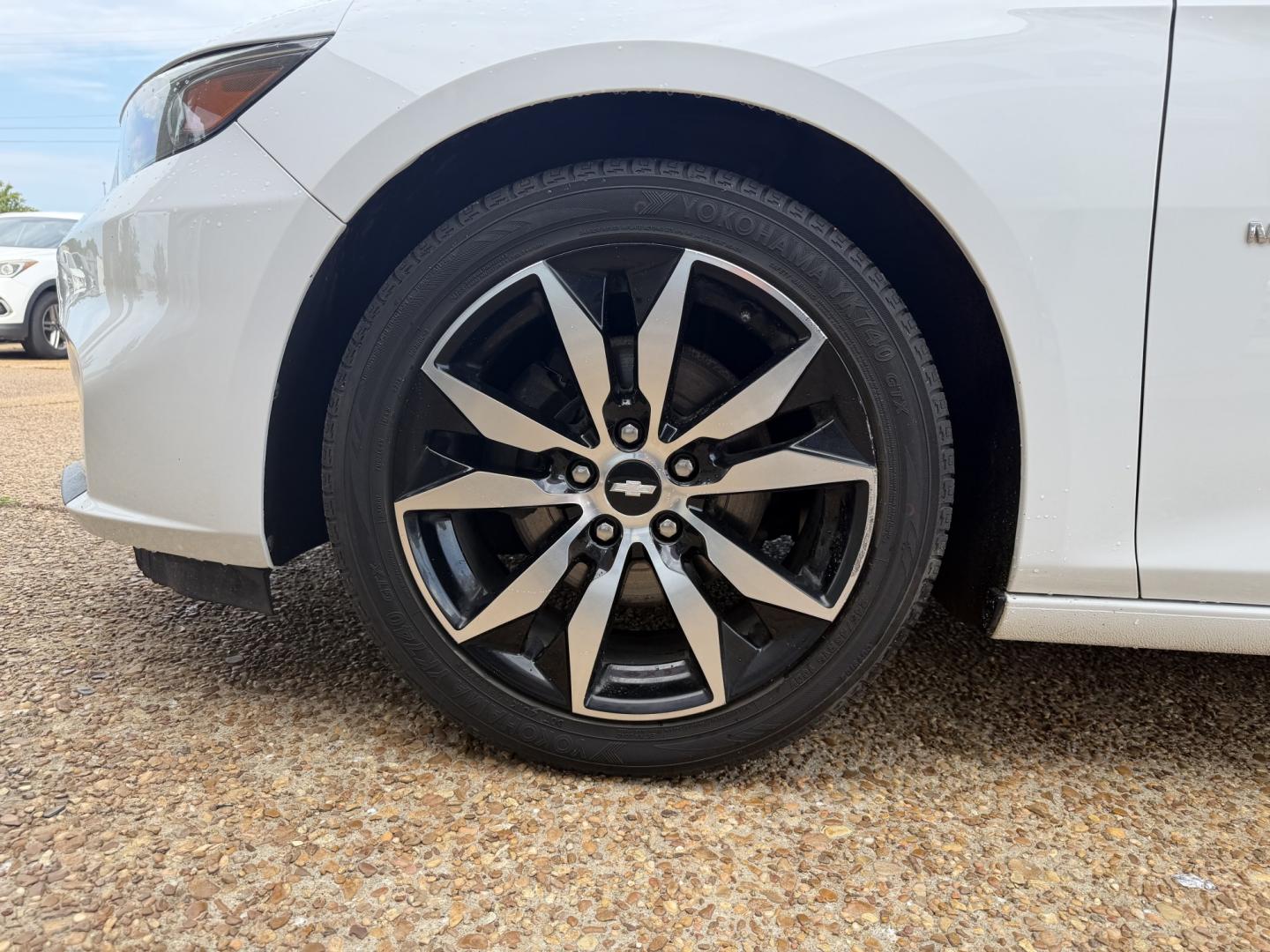2016 WHITE CHEVROLET MALIBU LT (1LT) (1G1ZE5ST3GF) , located at 922 W. Beacon St., Philadelphia, MS, 39350, (601) 650-3675, 32.770447, -89.127151- Photo#7