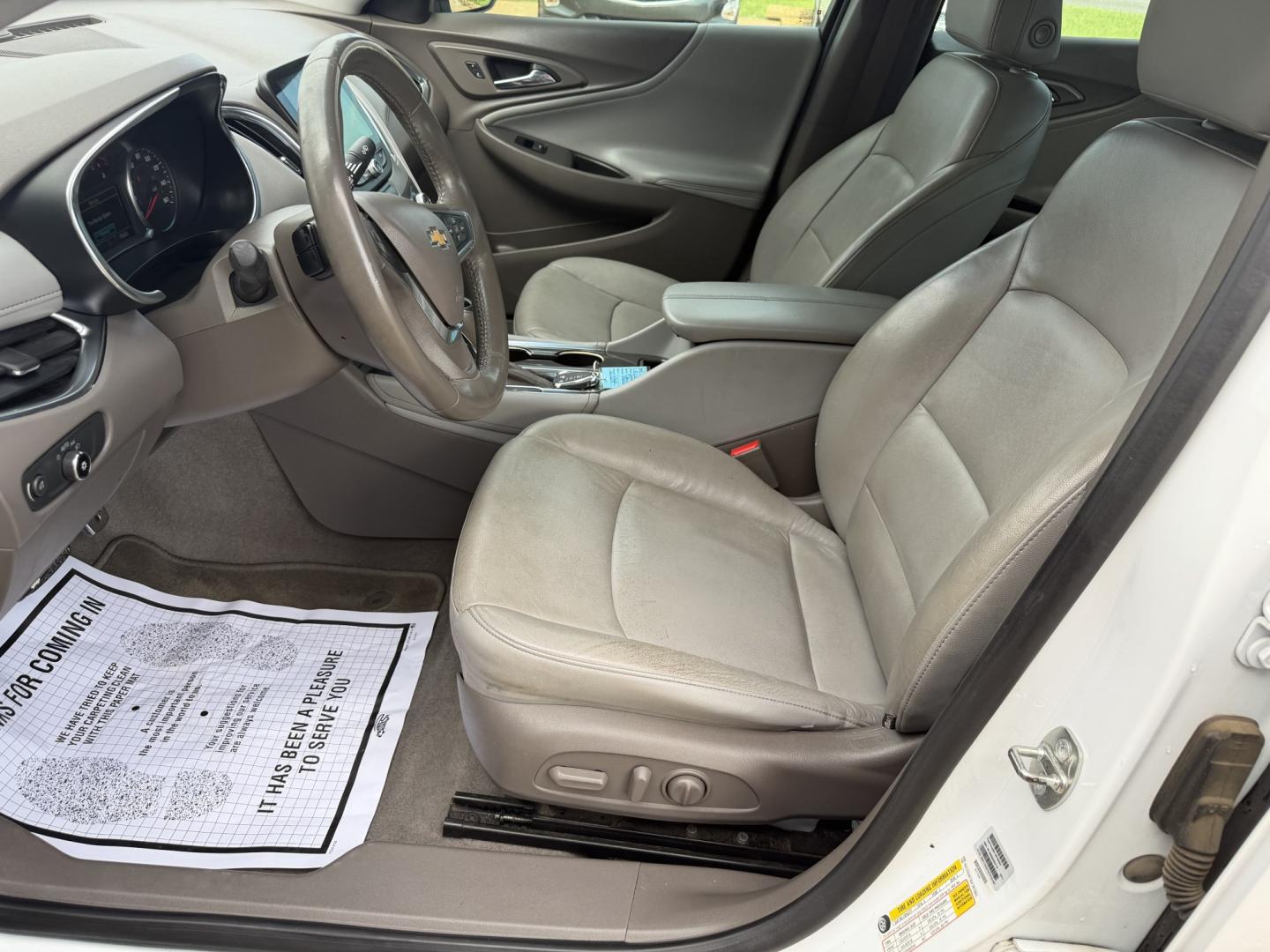 2016 WHITE CHEVROLET MALIBU LT (1LT) (1G1ZE5ST3GF) , located at 922 W. Beacon St., Philadelphia, MS, 39350, (601) 650-3675, 32.770447, -89.127151- Photo#9
