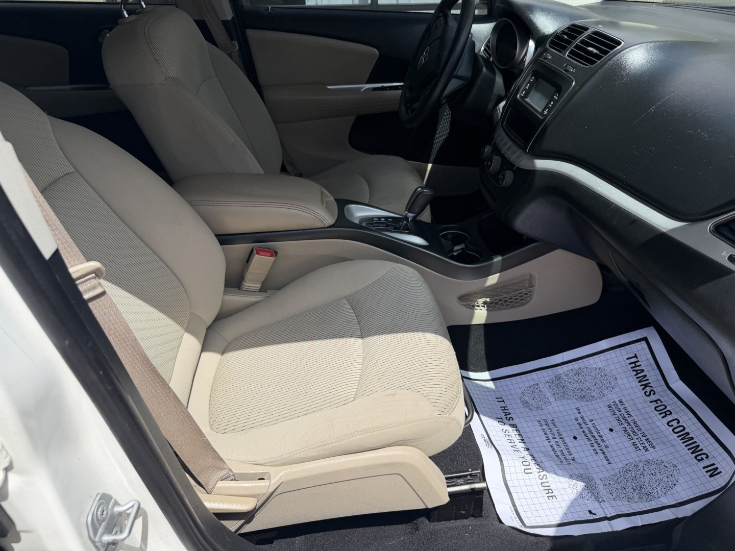 2017 WHITE DODGE JOURNEY SE (3C4PDCAB9HT) , located at 922 W. Beacon St., Philadelphia, MS, 39350, (601) 650-3675, 32.770447, -89.127151- Photo#10