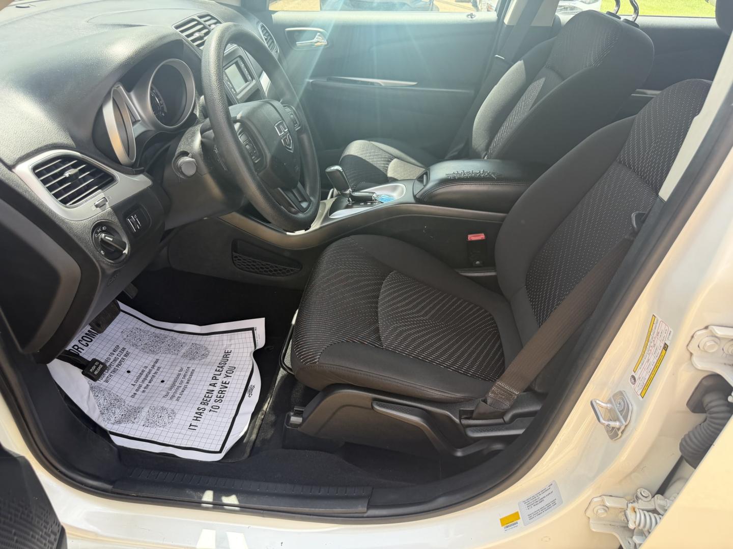 2015 WHITE DODGE JOURNEY SE (3C4PDCAB1FT) , located at 922 W. Beacon St., Philadelphia, MS, 39350, (601) 650-3675, 32.770447, -89.127151- Photo#9