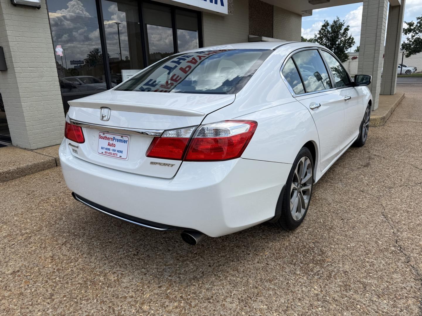 2014 WHITE HONDA ACCORD SPORT (1HGCR2F52EA) , located at 922 W. Beacon St., Philadelphia, MS, 39350, (601) 650-3675, 32.770447, -89.127151- Photo#5