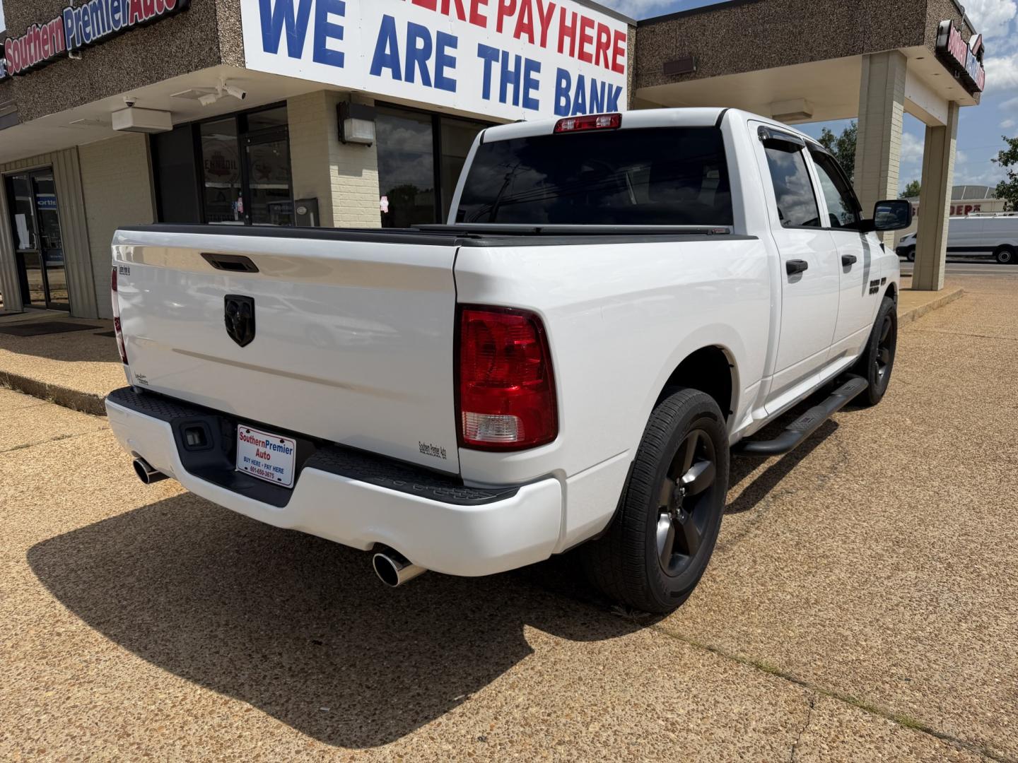 2017 WHITE RAM 1500 TRADESMAN (1C6RR6KTXHS) , located at 922 W. Beacon St., Philadelphia, MS, 39350, (601) 650-3675, 32.770447, -89.127151- Photo#5