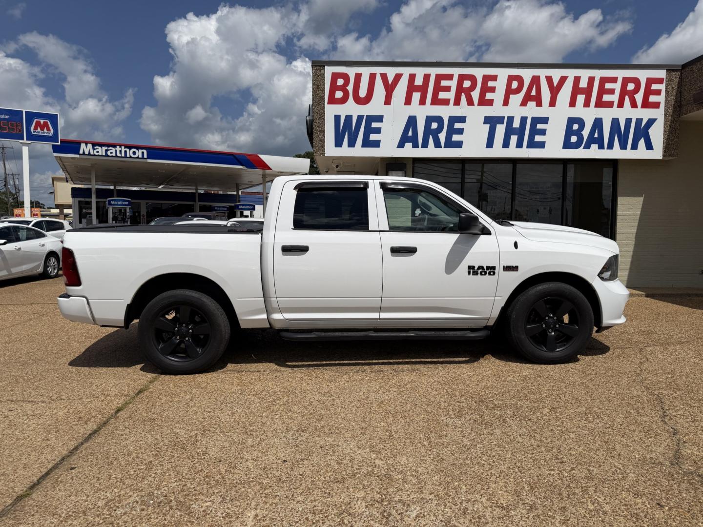 2017 WHITE RAM 1500 TRADESMAN (1C6RR6KTXHS) , located at 922 W. Beacon St., Philadelphia, MS, 39350, (601) 650-3675, 32.770447, -89.127151- Photo#6