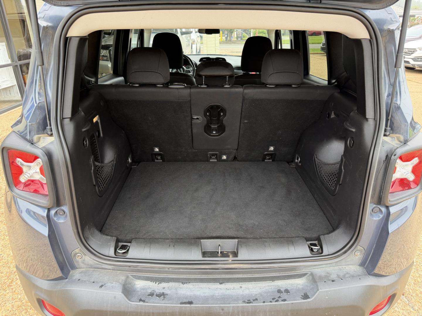 2019 BLUE JEEP RENEGADE TRAILHAWK (ZACNJBC17KP) , located at 922 W. Beacon St., Philadelphia, MS, 39350, (601) 650-3675, 32.770447, -89.127151- Photo#19