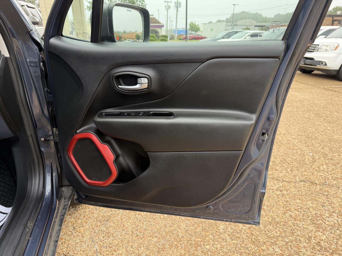 2019 BLUE JEEP RENEGADE TRAILHAWK (ZACNJBC17KP) , located at 922 W. Beacon St., Philadelphia, MS, 39350, (601) 650-3675, 32.770447, -89.127151- Photo#11