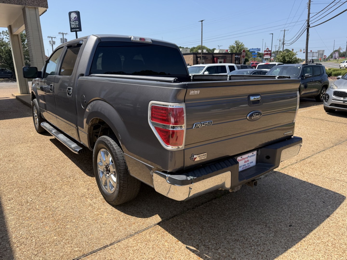 2013 GRAY FORD F-150 XLT (1FTEW1CM8DK) , located at 922 W. Beacon St., Philadelphia, MS, 39350, (601) 650-3675, 32.770447, -89.127151- Photo#3