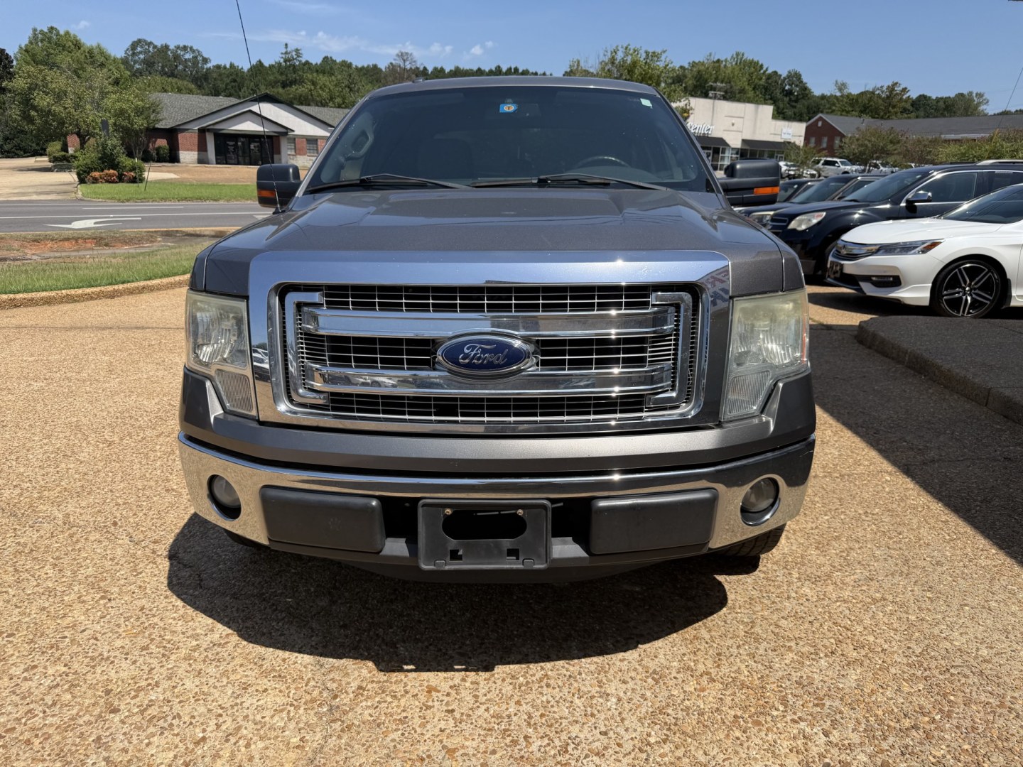 2013 GRAY FORD F-150 XLT (1FTEW1CM8DK) , located at 922 W. Beacon St., Philadelphia, MS, 39350, (601) 650-3675, 32.770447, -89.127151- Photo#1